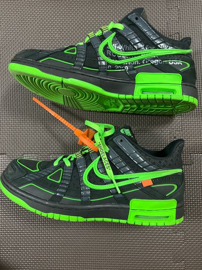 Off-White × Nike Air Rubber Dunk "Black/Green Strike"