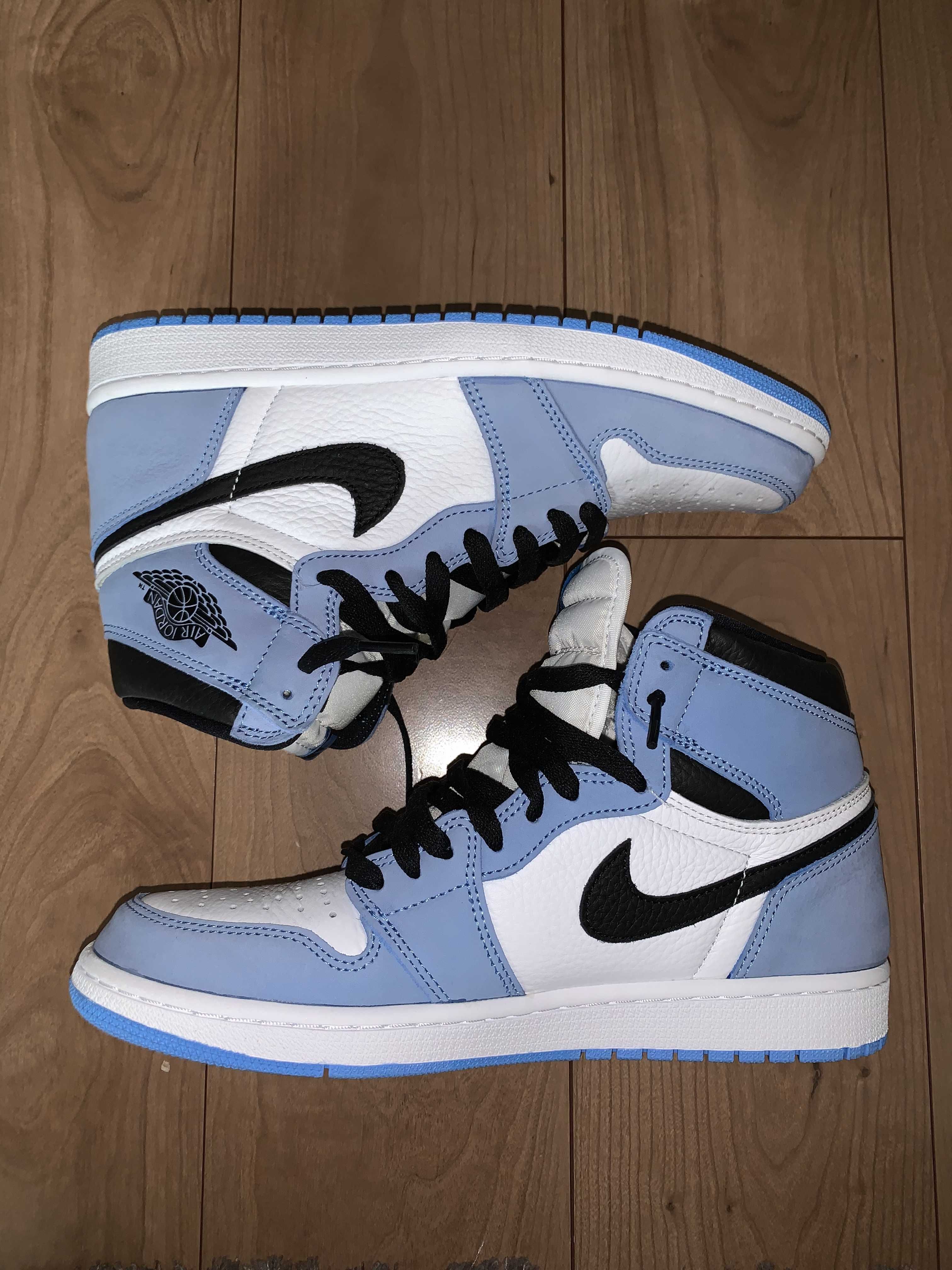 Nike Air Jordan 1 High OG "University Blue"