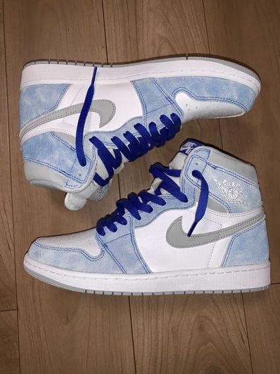 Nike Air Jordan 1 High OG "Hyper Royal"