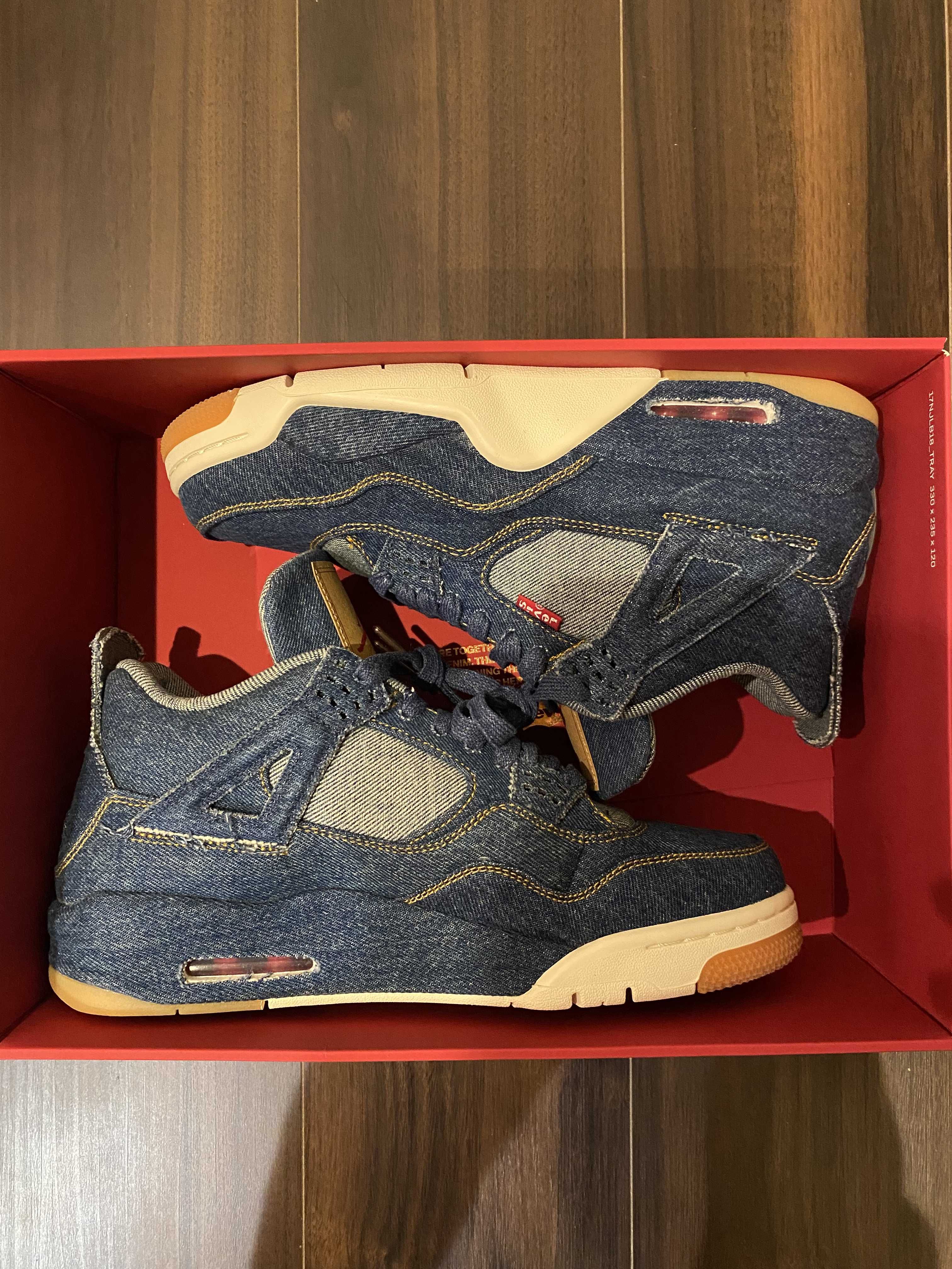 Nike × Levi's Air Jordan 4 "Denim"(タグ:LEVIS®)