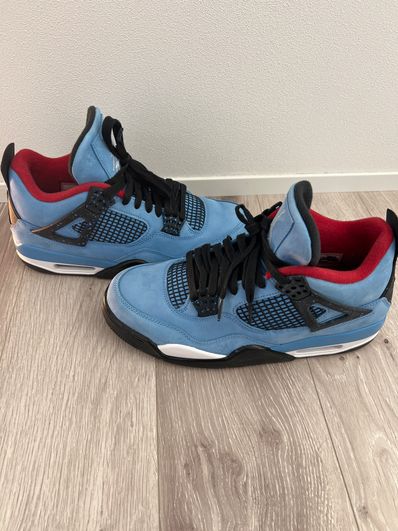 Travis Scott × Nike Air Jordan 4 Retro Cactus Jack "University Blue"