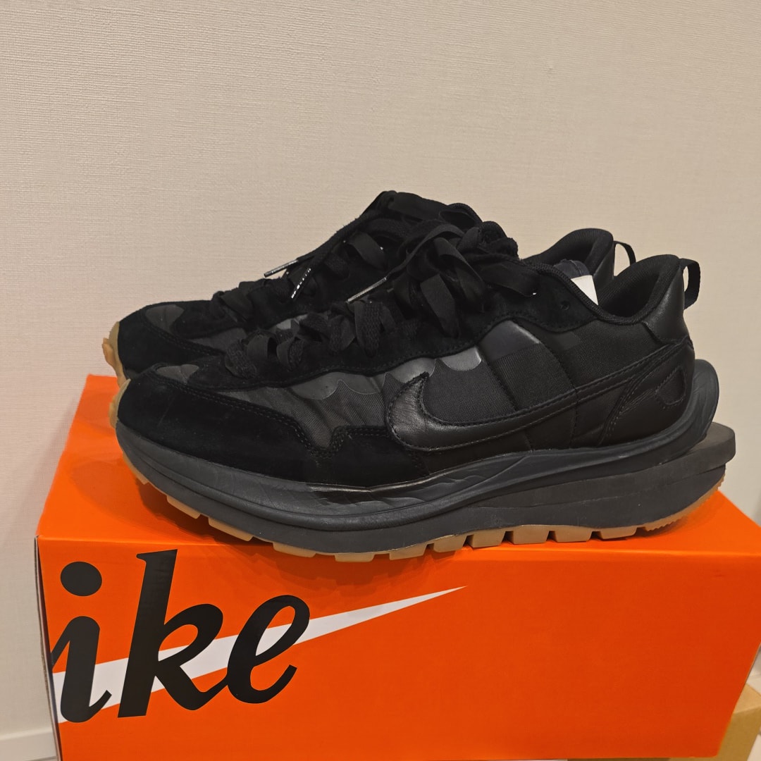 sacai × Nike VaporWaffle "Black Gum"