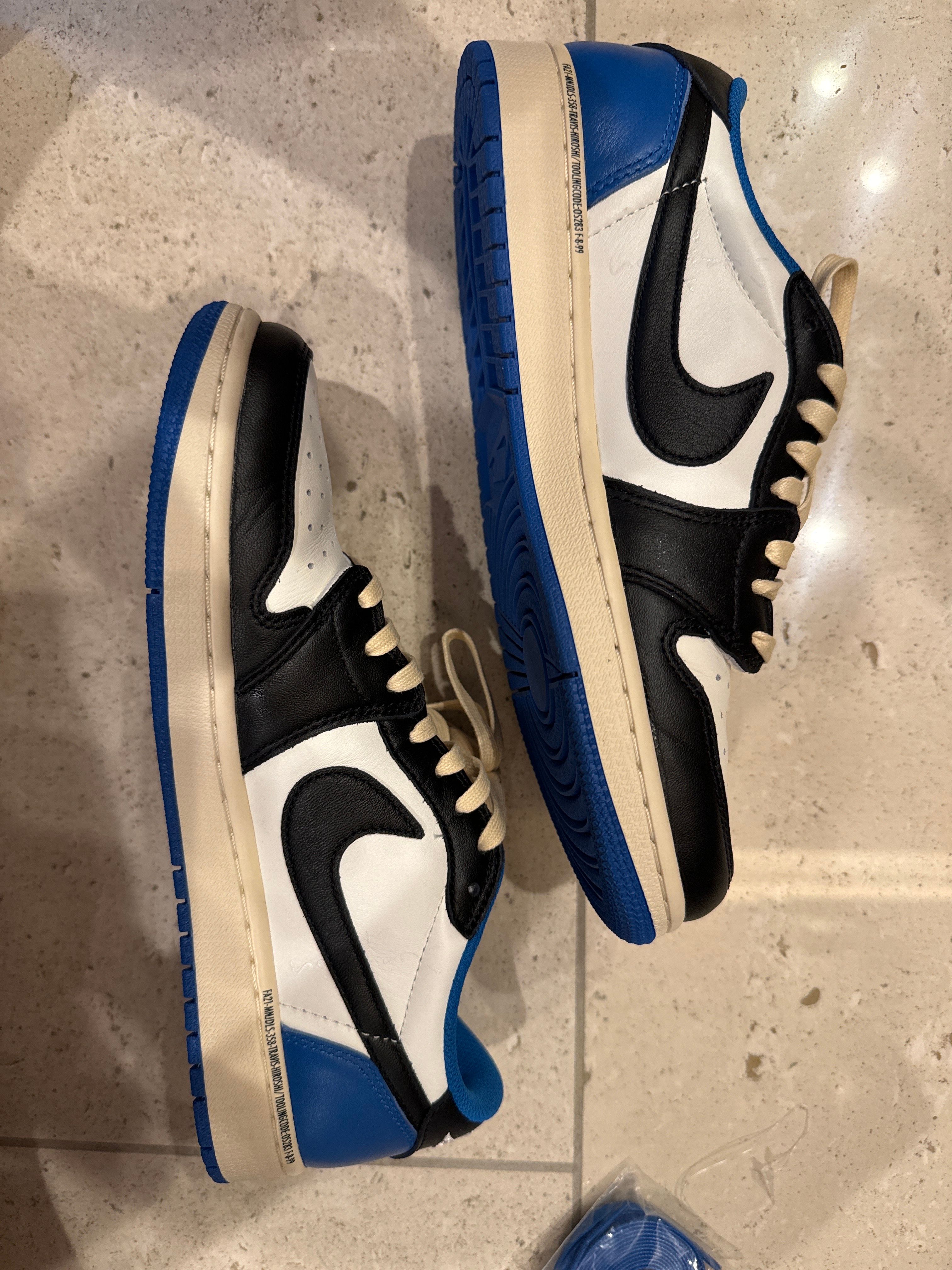 Travis Scott × fragment design × Nike Air Jordan 1 Low OG SP "Military Blue"