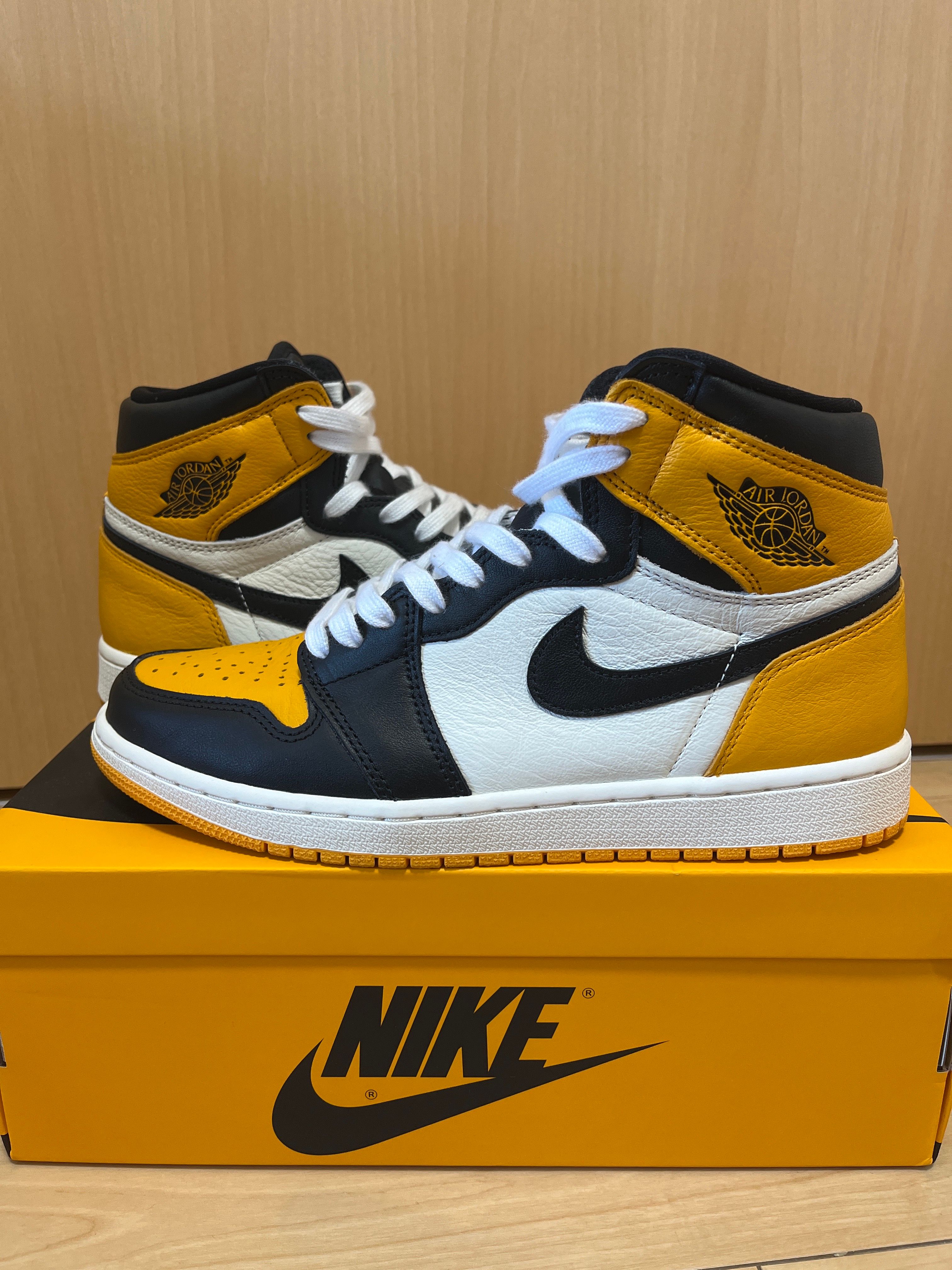Nike Air Jordan 1 Retro High OG "Taxi"