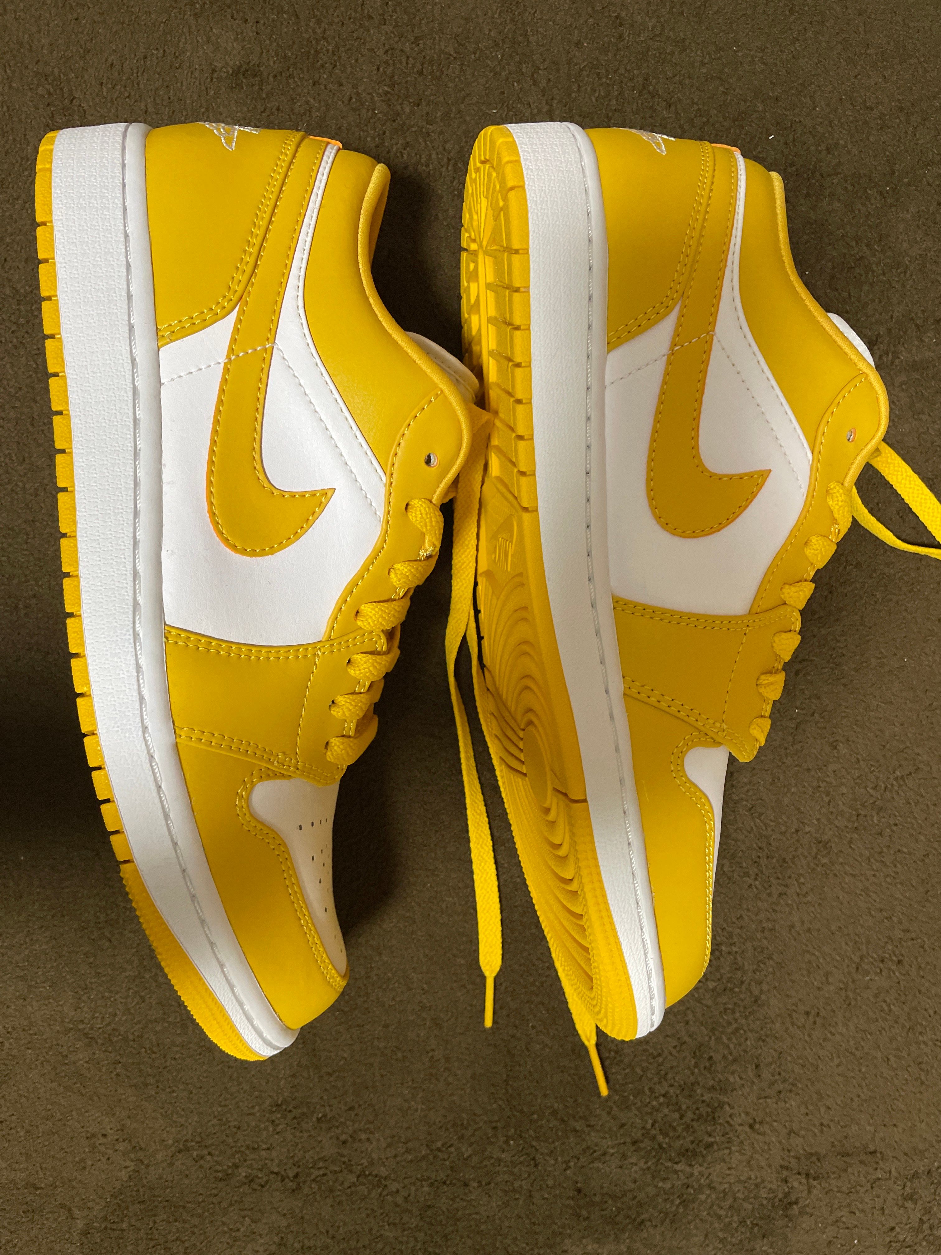 Nike Air Jordan 1 Low "White/Pollen"