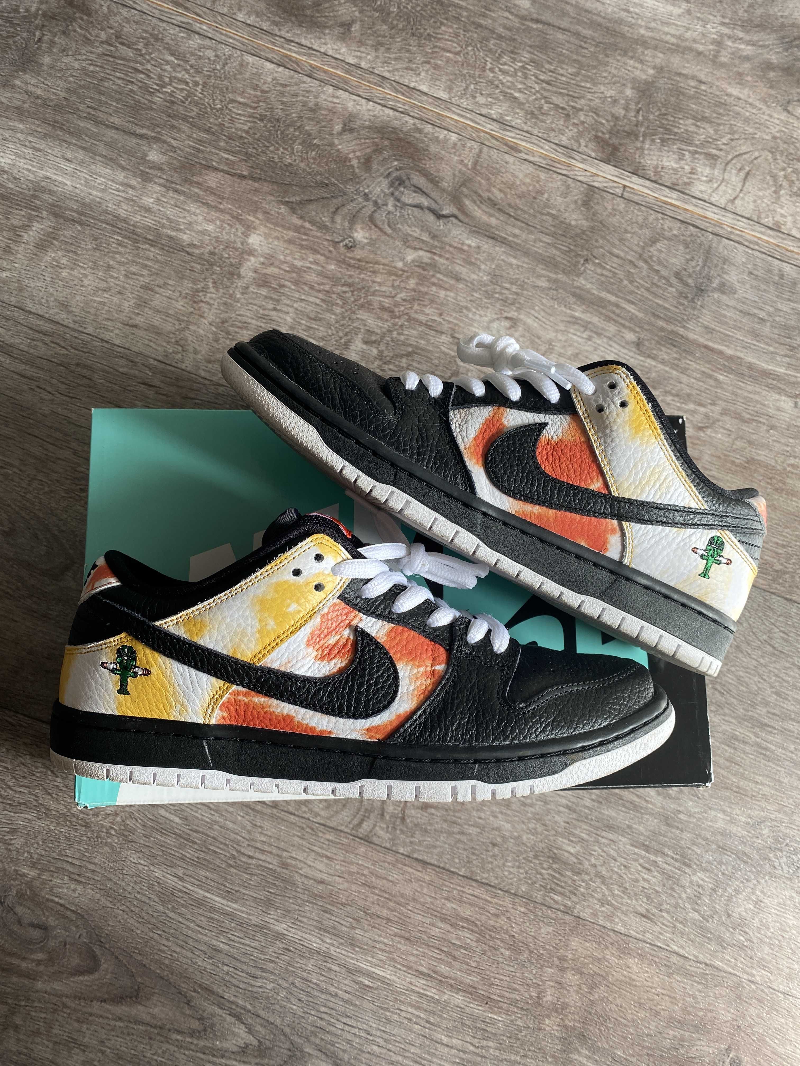 Nike SB Dunk Low "Raygun Tie-Dye/Black"