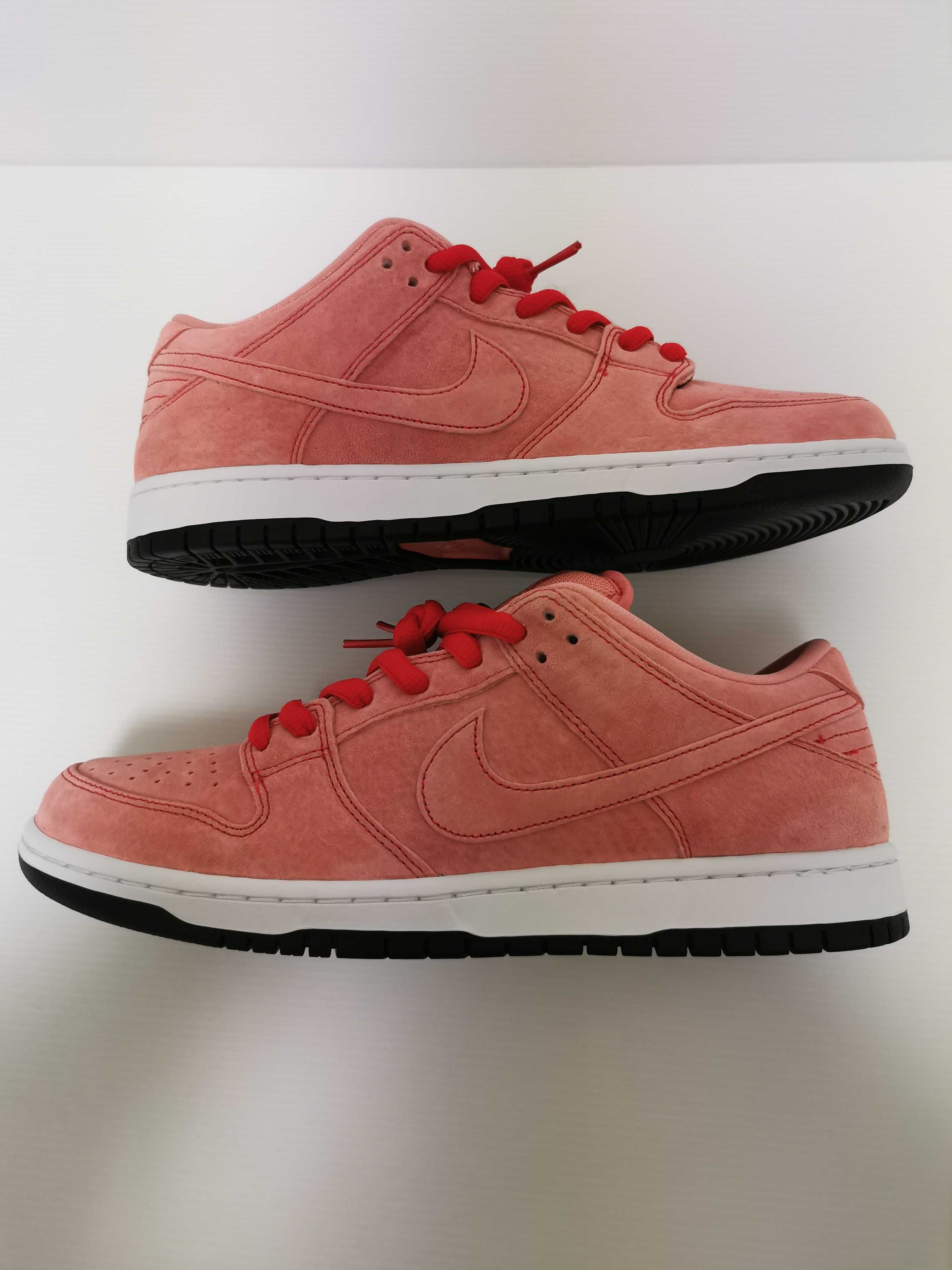 Nike SB Dunk Low "Pink Pig"