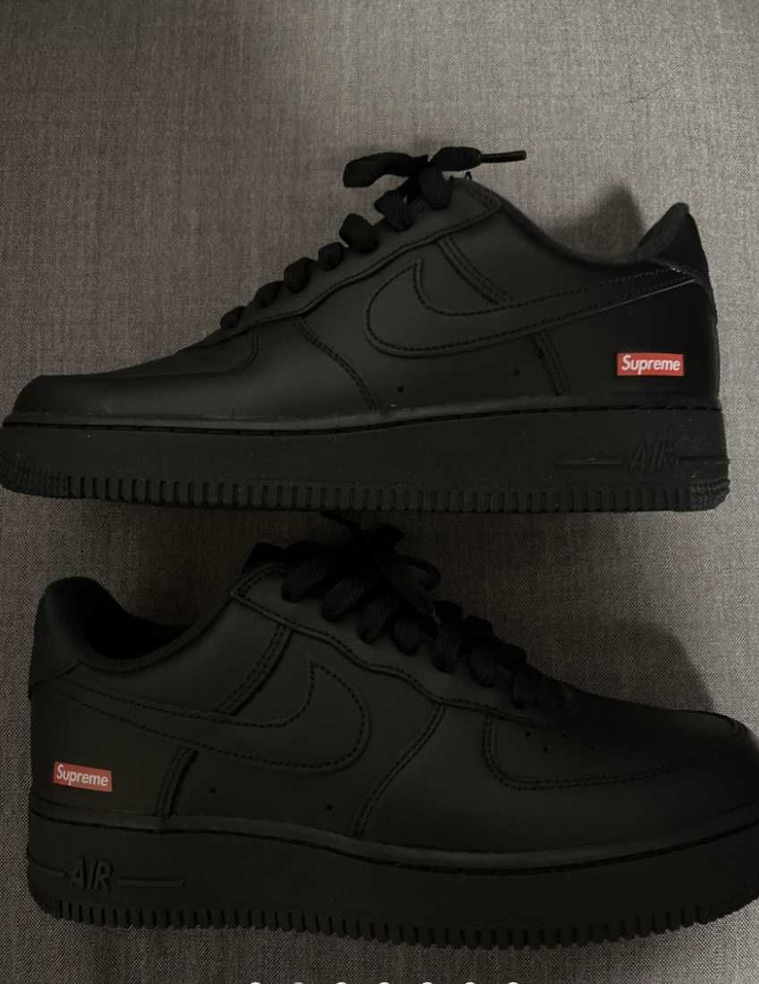 Supreme × Nike Air Force 1 Low "Black"
