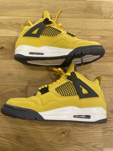Nike Air Jordan 4 "Tour Yellow"