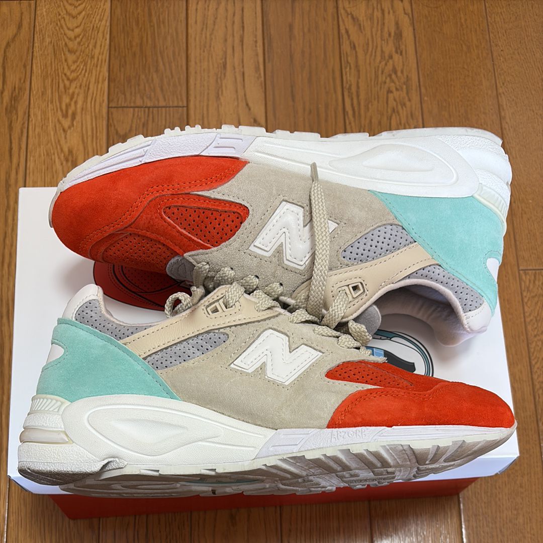 KITH × New Balance 990V2 "Cyclades"