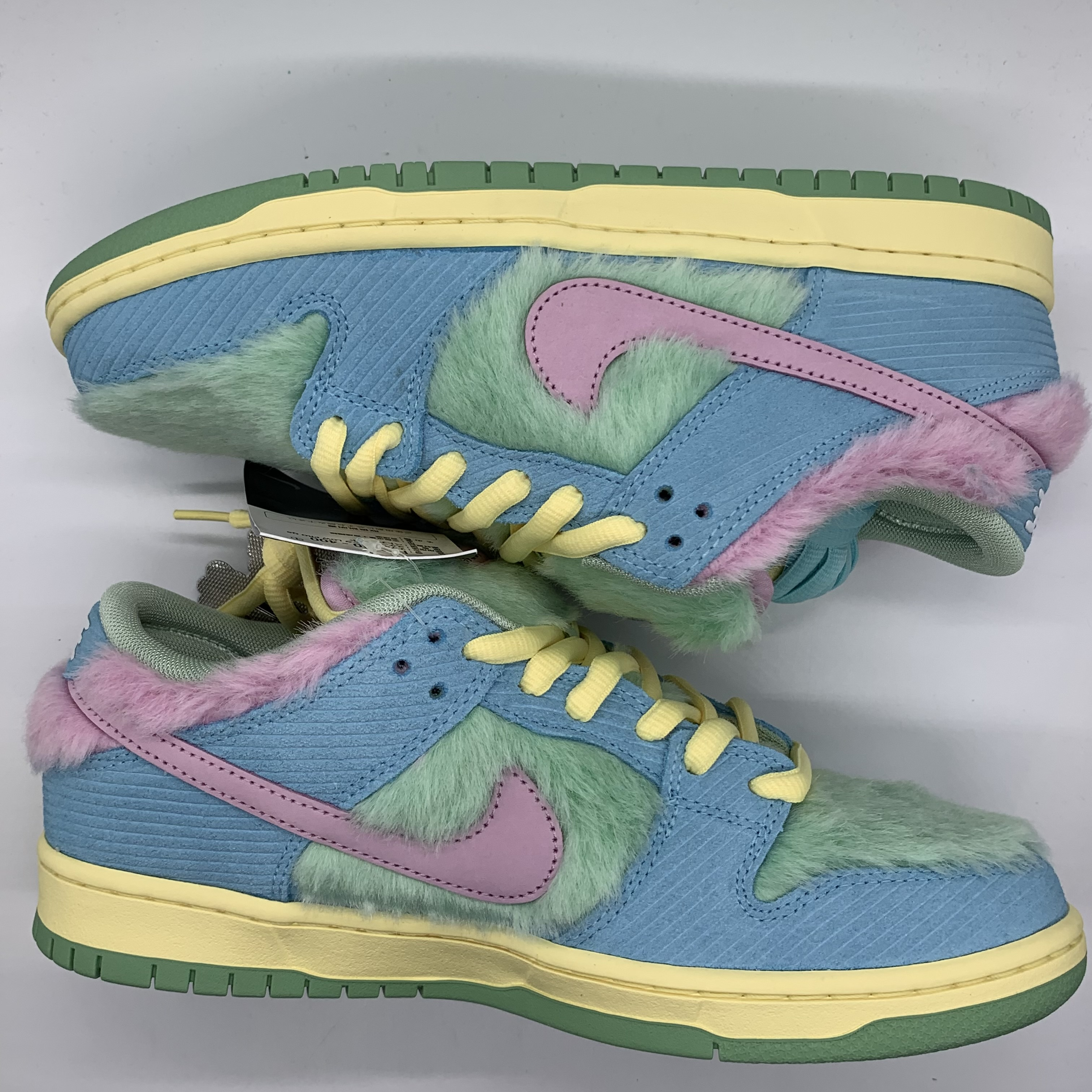 VERDY × Nike SB Dunk Low Pro QS "Visty/Blue Gaze and Enamel Green"