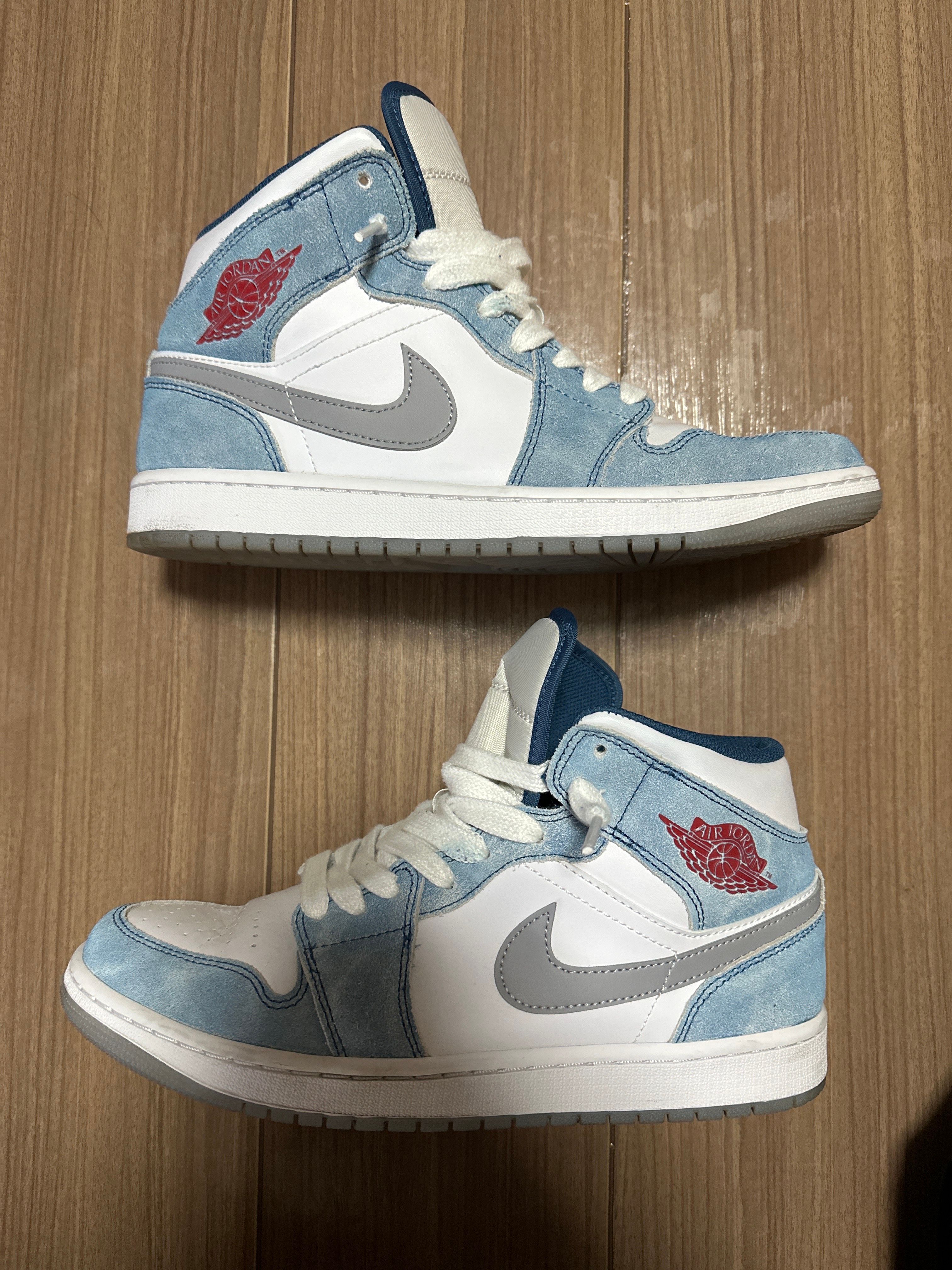 Nike Air Jordan 1 Mid SE "White/Hyper Royal/Red"