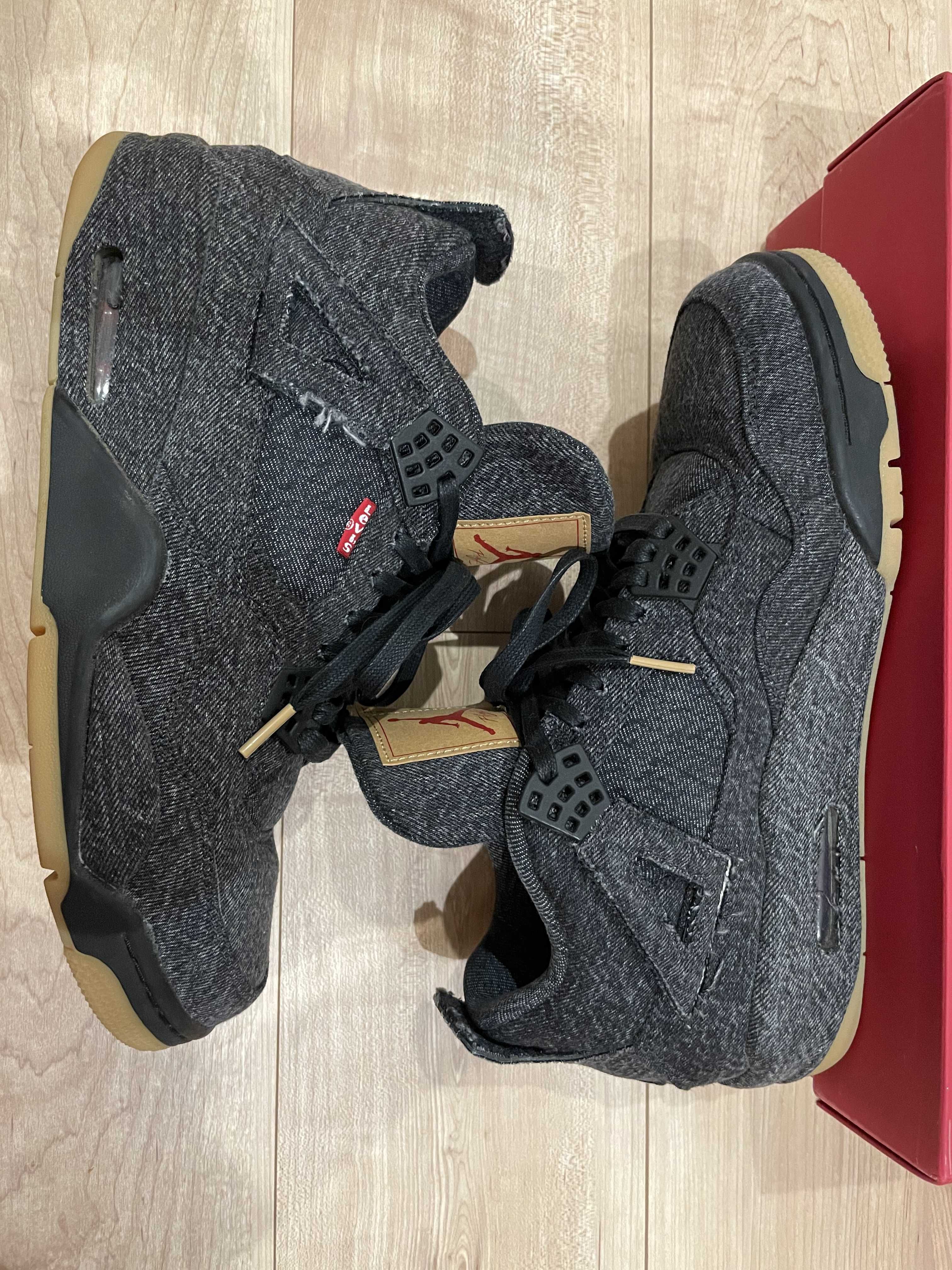 Nike × Levi's Air Jordan 4 "Black Denim" (Tag: LEVIS®)