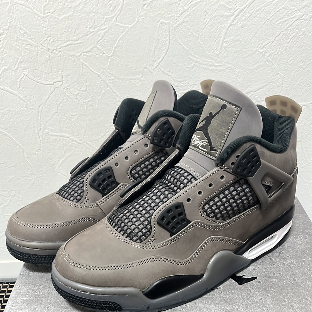 Nike Air Jordan 4 Retro "Cave Stone"