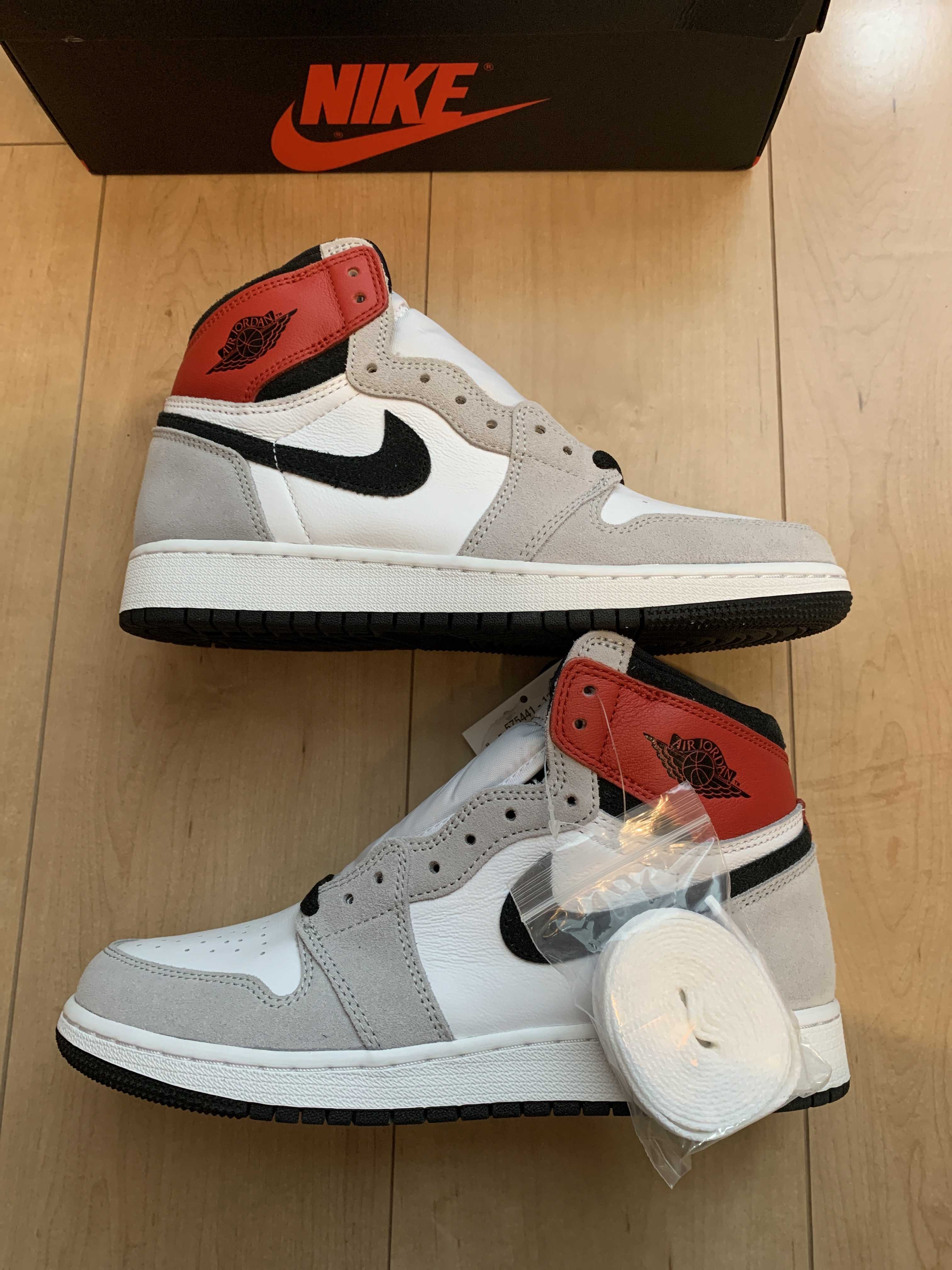 Nike GS Air Jordan 1 High OG "Light Smoke Grey"      