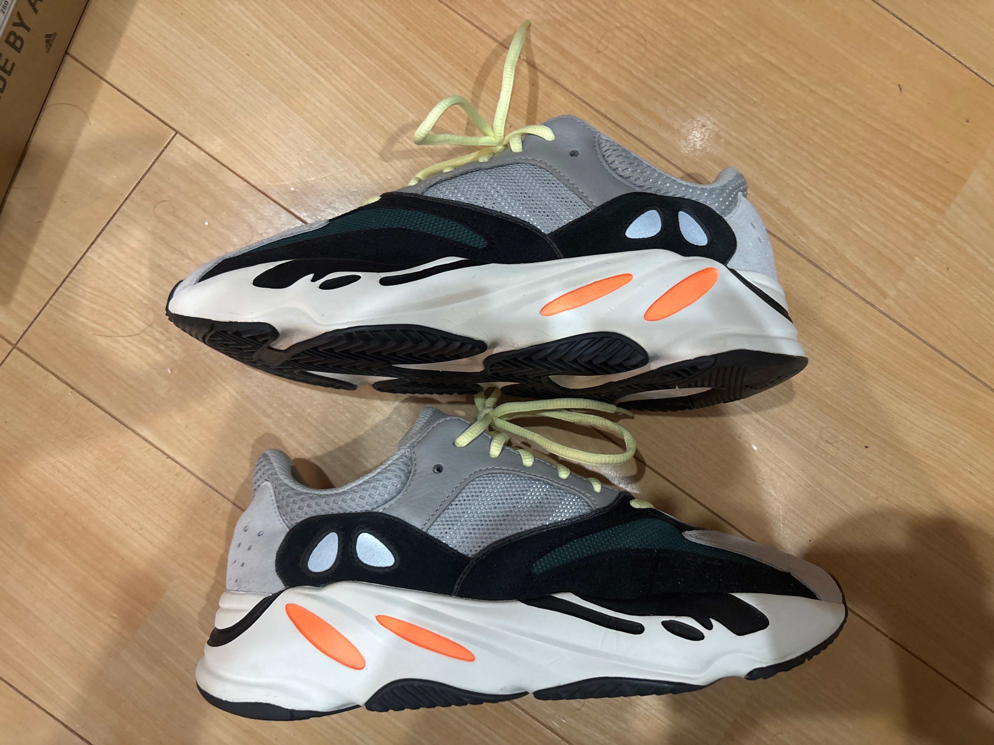 adidas YEEZY Boost 700 "Wave Runner"