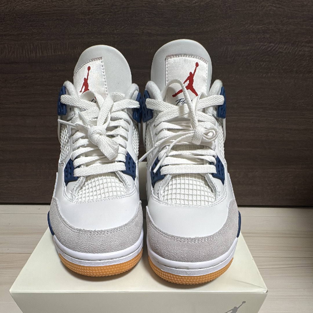 Nike SB Air Jordan 4 Retro SP "Summit White/Navy"