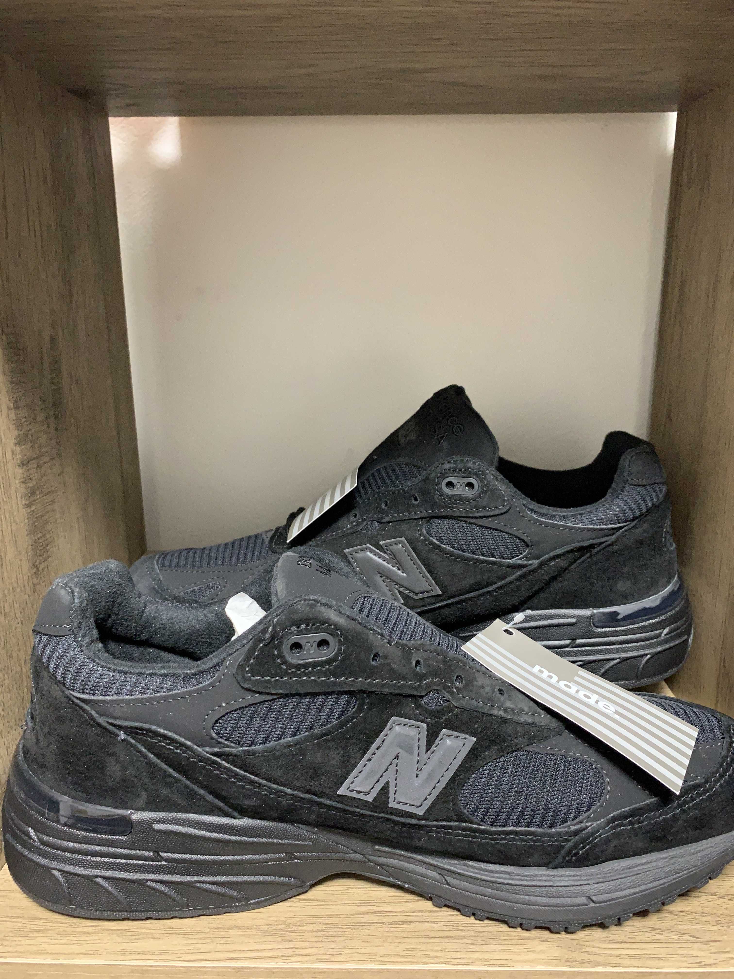 New Balance 993 "Triple Black"