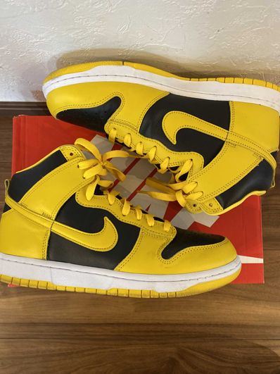 Nike Dunk High "Black/Varsity Maize"