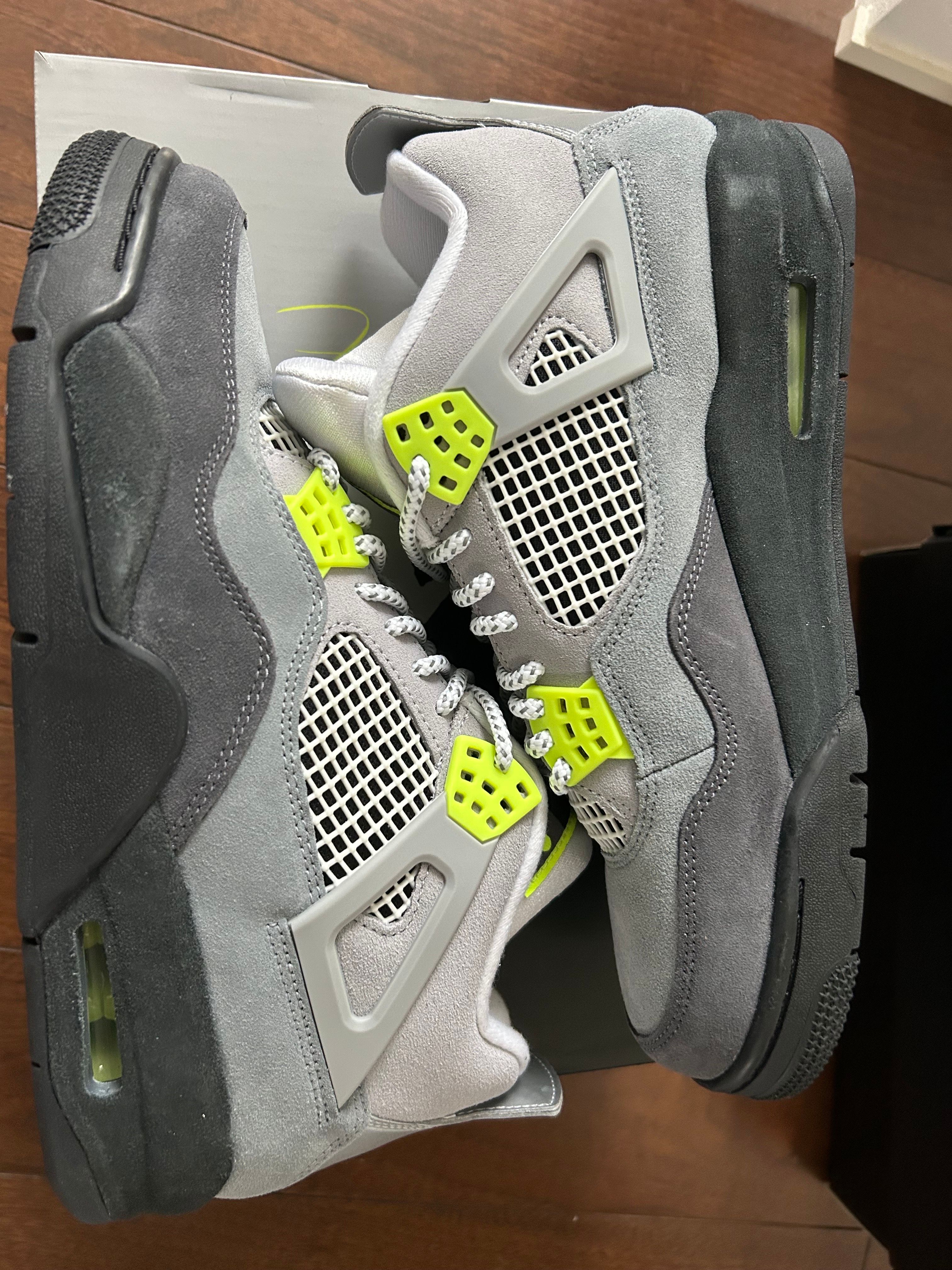 NIKE AIR JORDAN 4 RETRO LE "NEON"