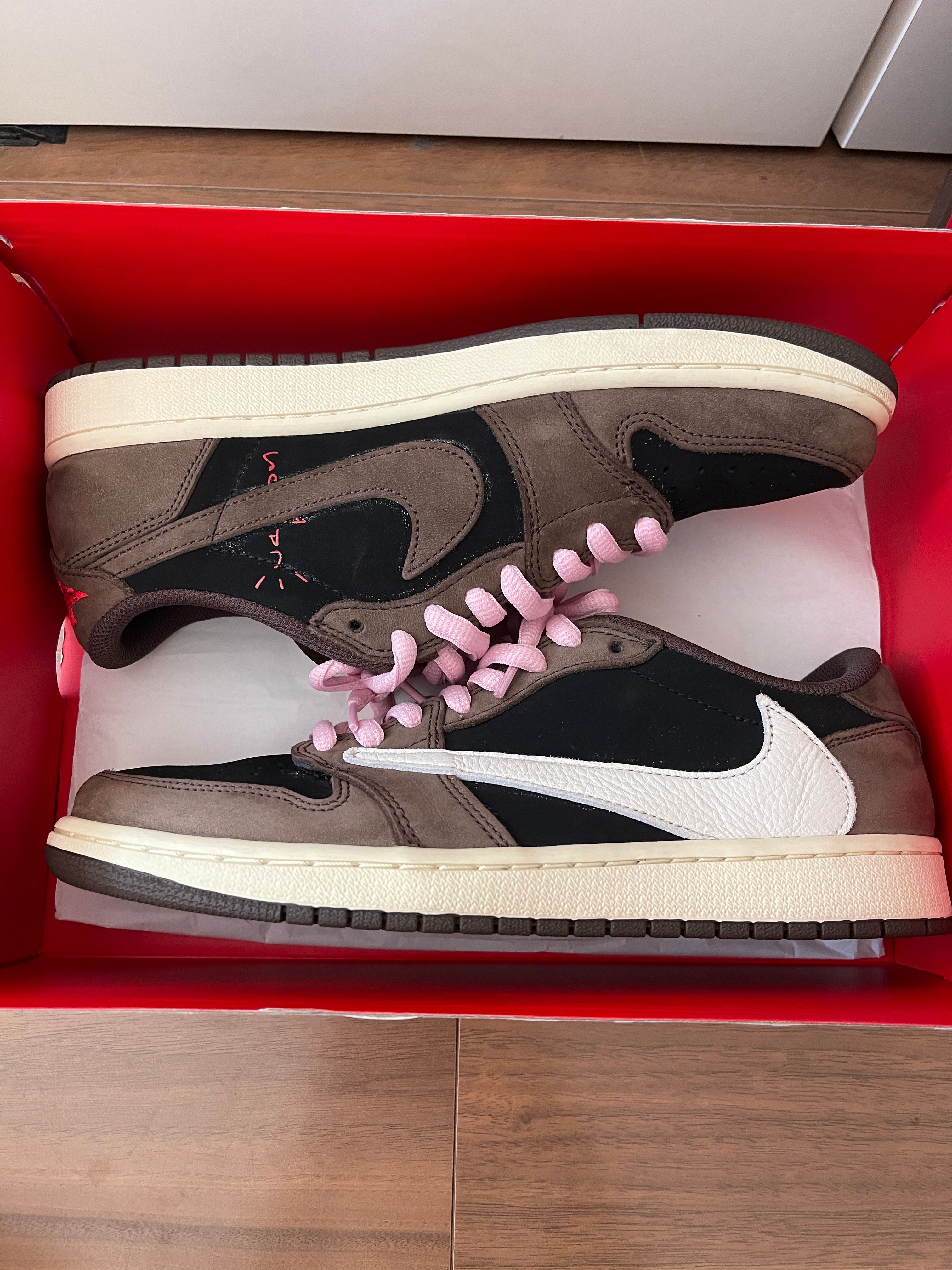 Travis Scott × Nike Air Jordan 1 Low OG SP-T  "Black/Dark Mocha"