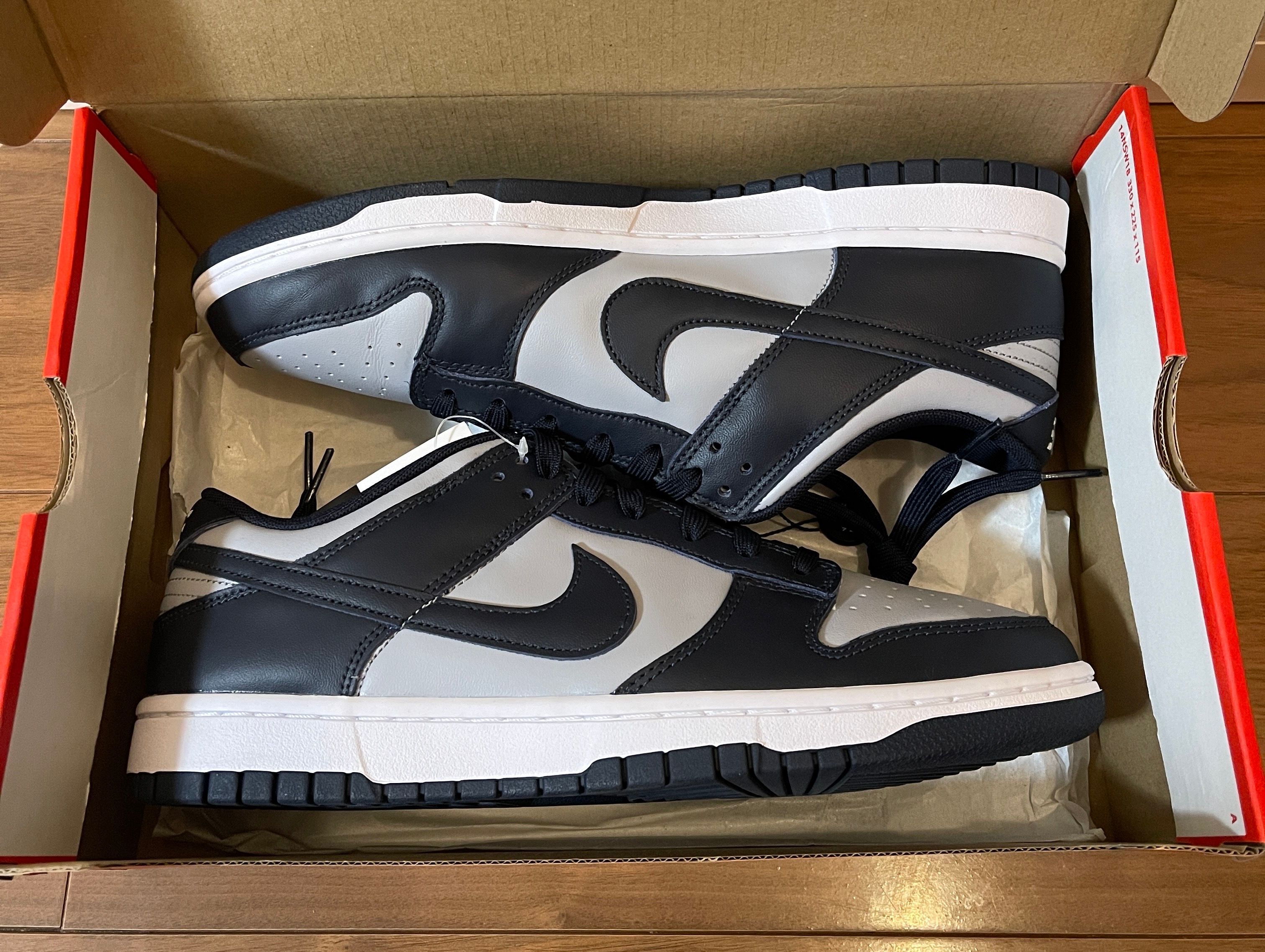 Nike Dunk Low "Championship Grey"