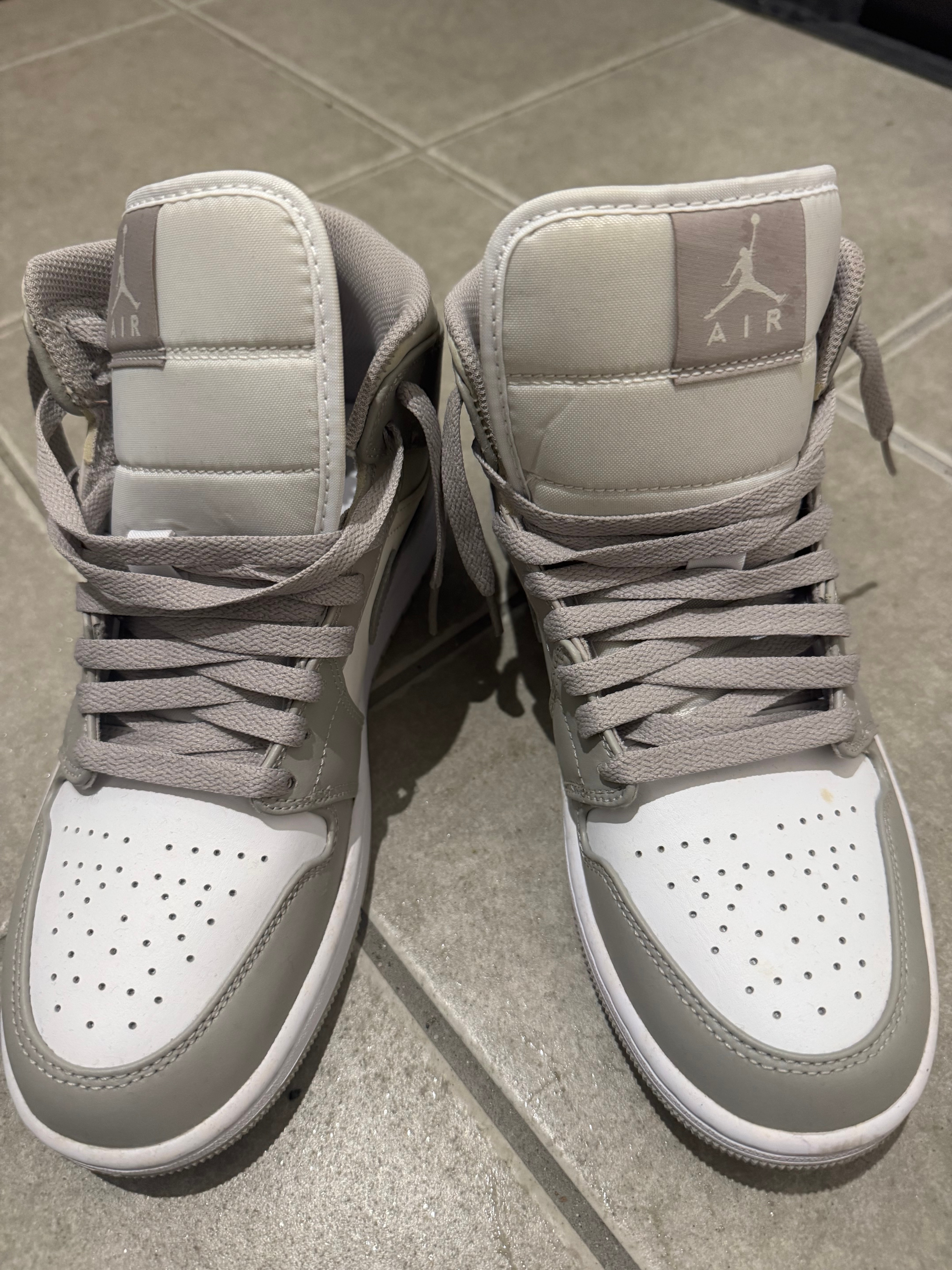 Nike Air Jordan 1 Mid "Linen"