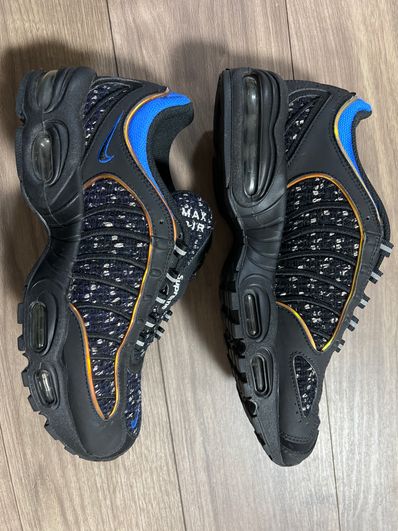 Supreme × Nike Air Max Tailwind 4 "Black"