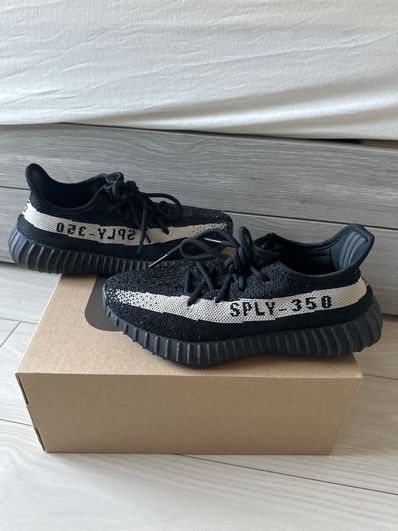 Adidas yeezy 350 sales oreo