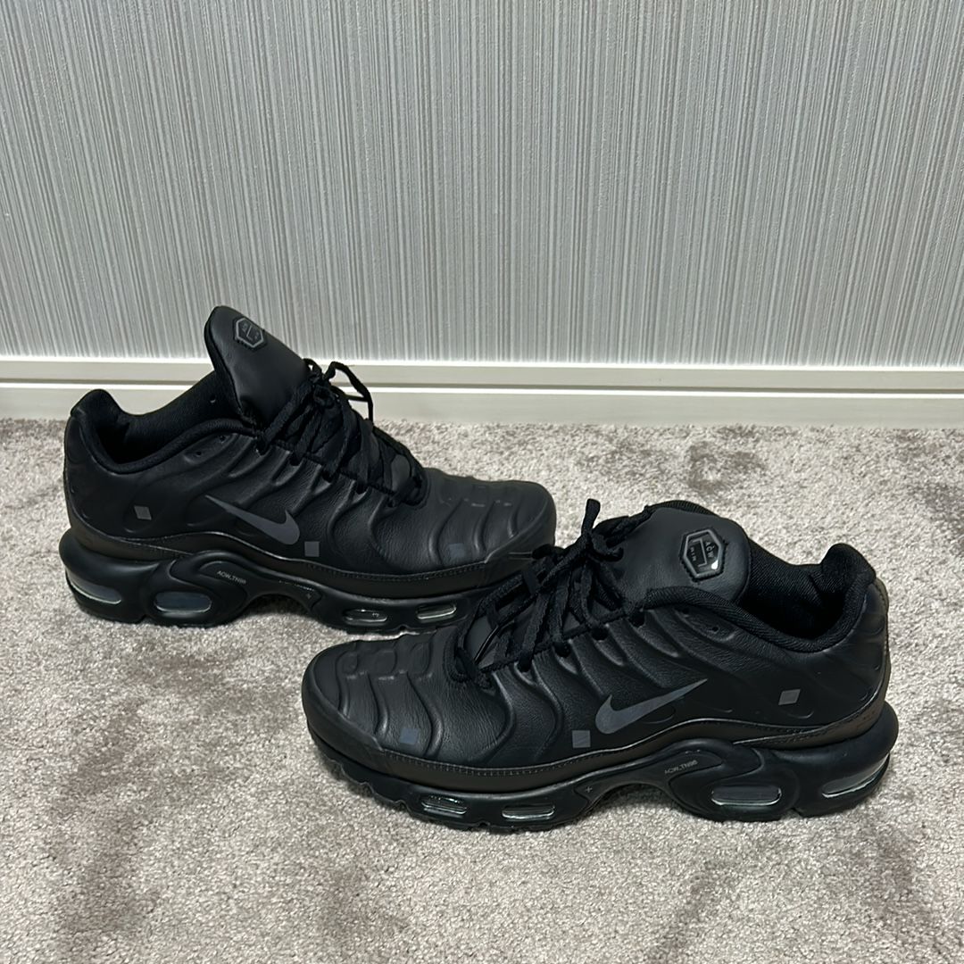 A-COLD-WALL* × Nike Air Max Plus "Onyx"