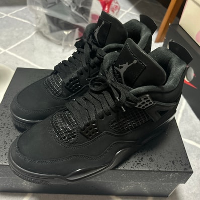 Nike Air Jordan 4 Retro OG "Black Cat" (2025)