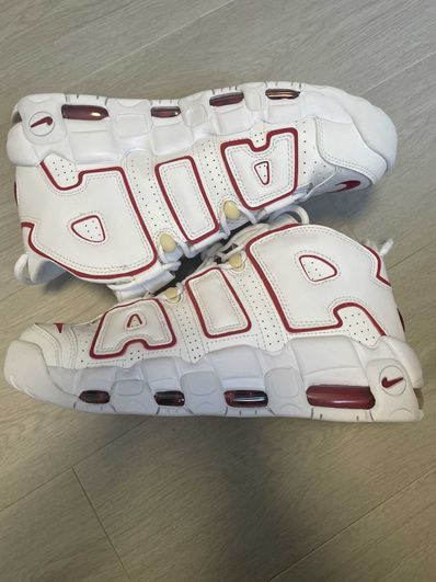 NIKE AIR MORE UPTEMPO "WHITE/VARSITY RED" (2021)