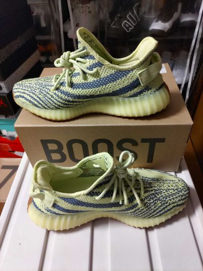 adidas Yeezy Boost 350 V2 "Semi Frozen Yellow"