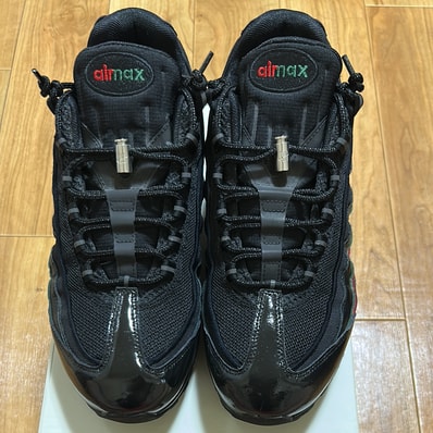 UNDEFEATED × Nike Air Max 95 SP "Black"