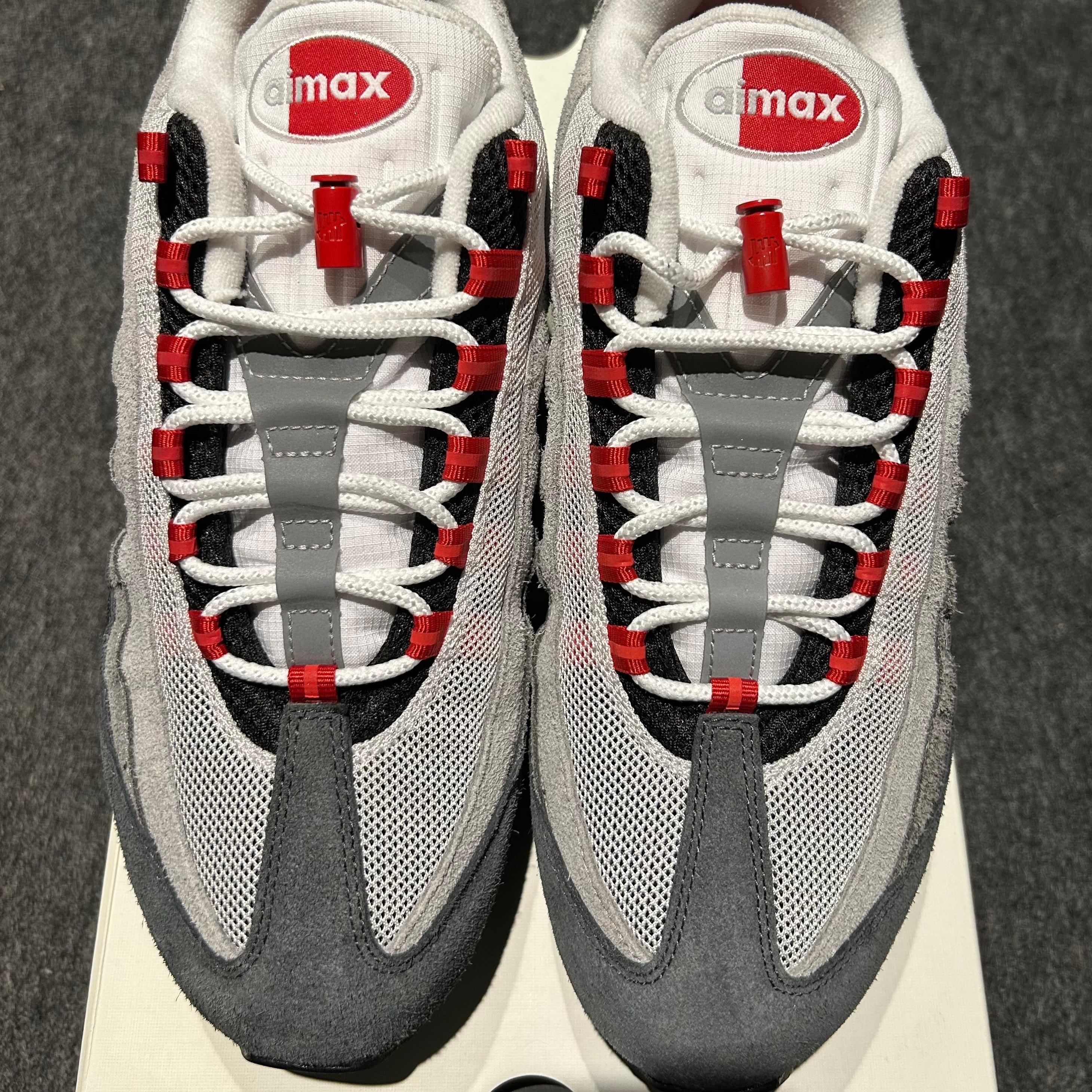 UNDEFEATED × Nike Air Max 95 SP "Fire Red" (Tokyo Exclusive) (Serial Numbered/600 pairs)