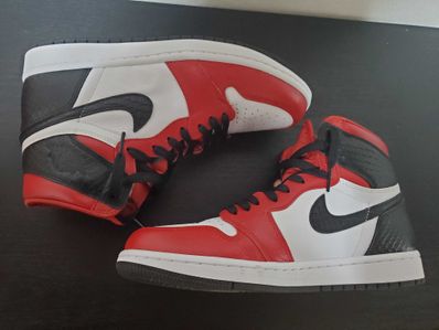 Nike Women's Air Jordan 1 High OG "Satin Red"