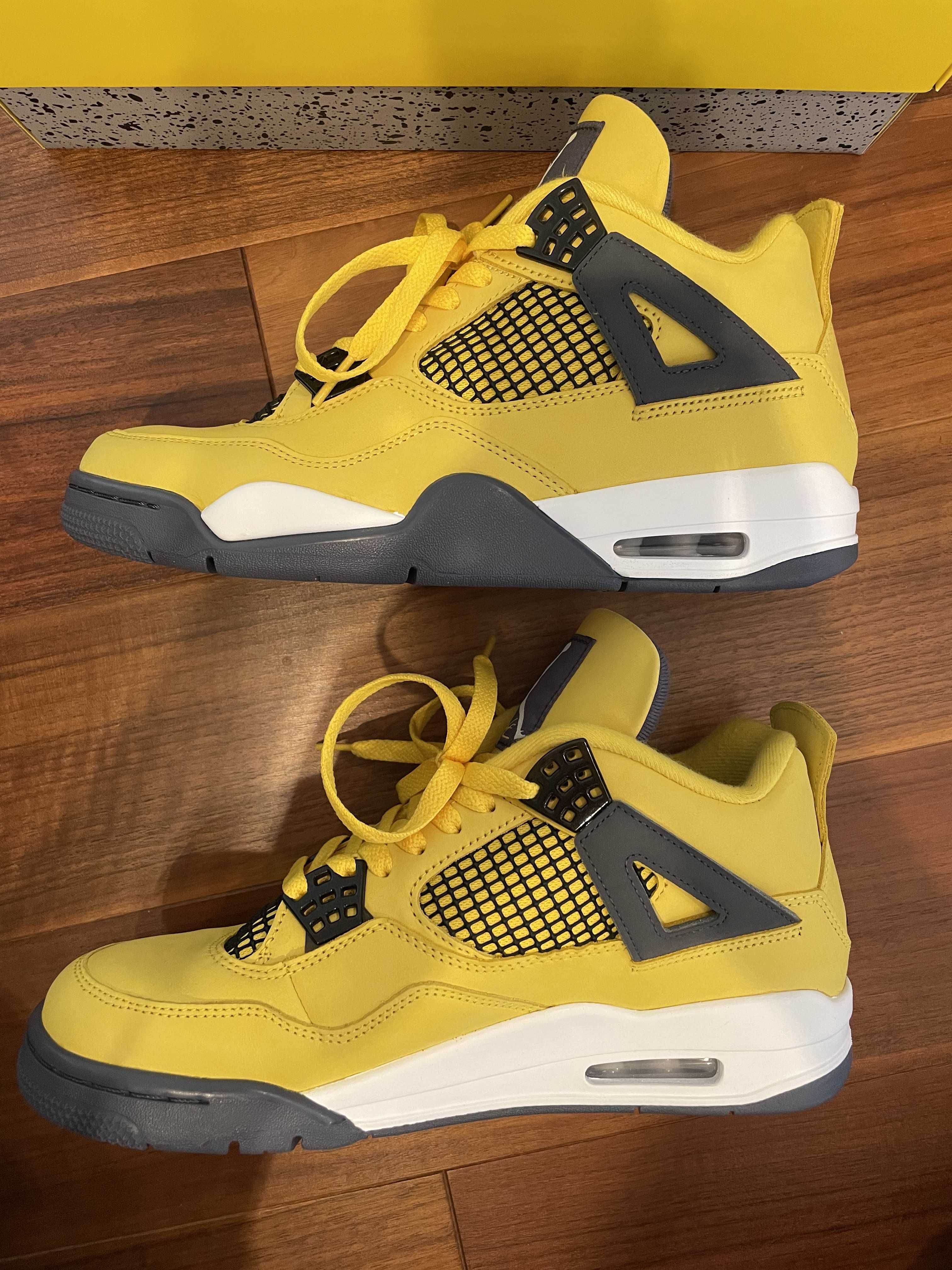 Nike Air Jordan 4 "Tour Yellow"