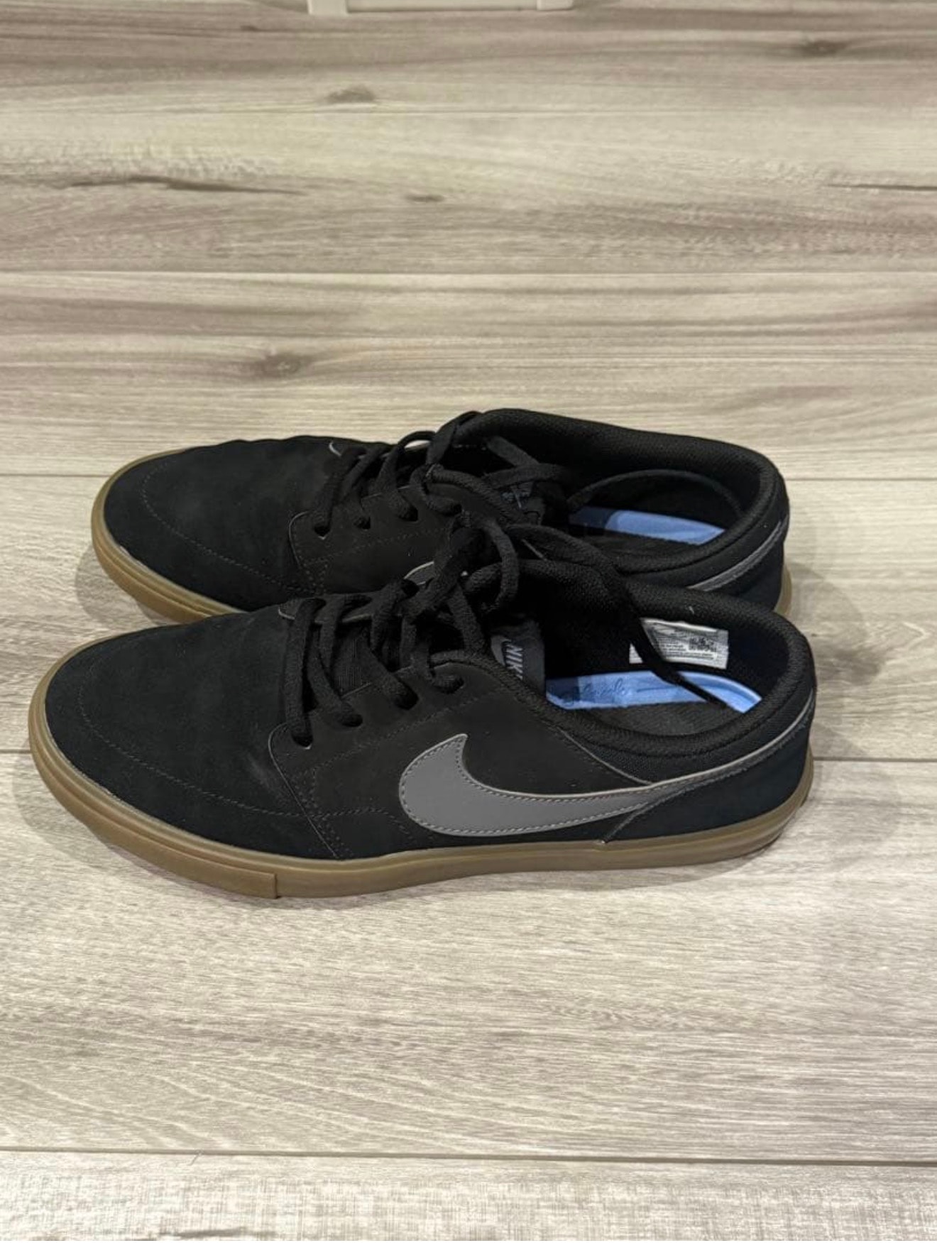 Nike Charge Suede "Black/Black/Gum Light Brown/Anthracite"