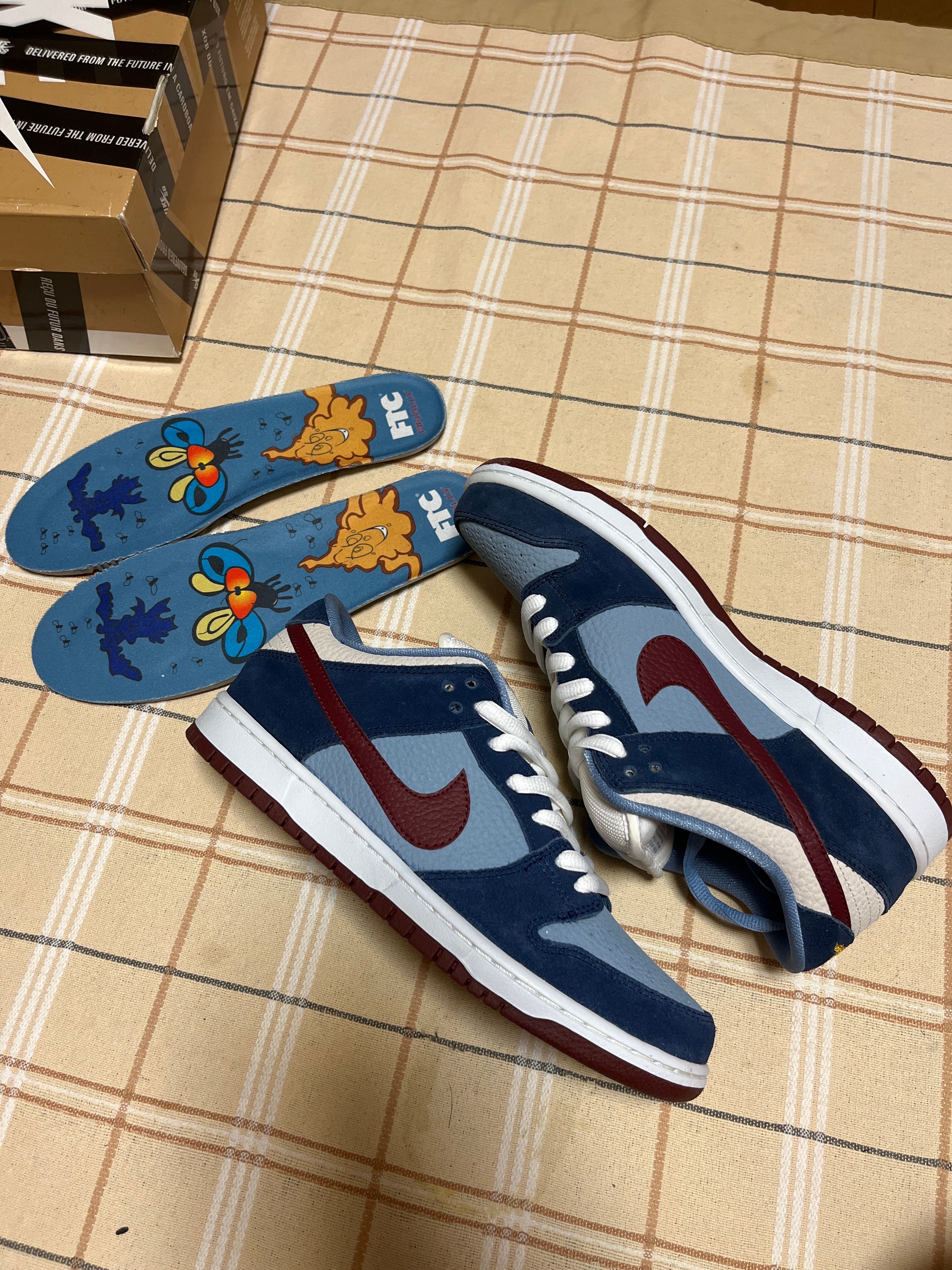 Nike SB Dunk Low "FTC Finally"