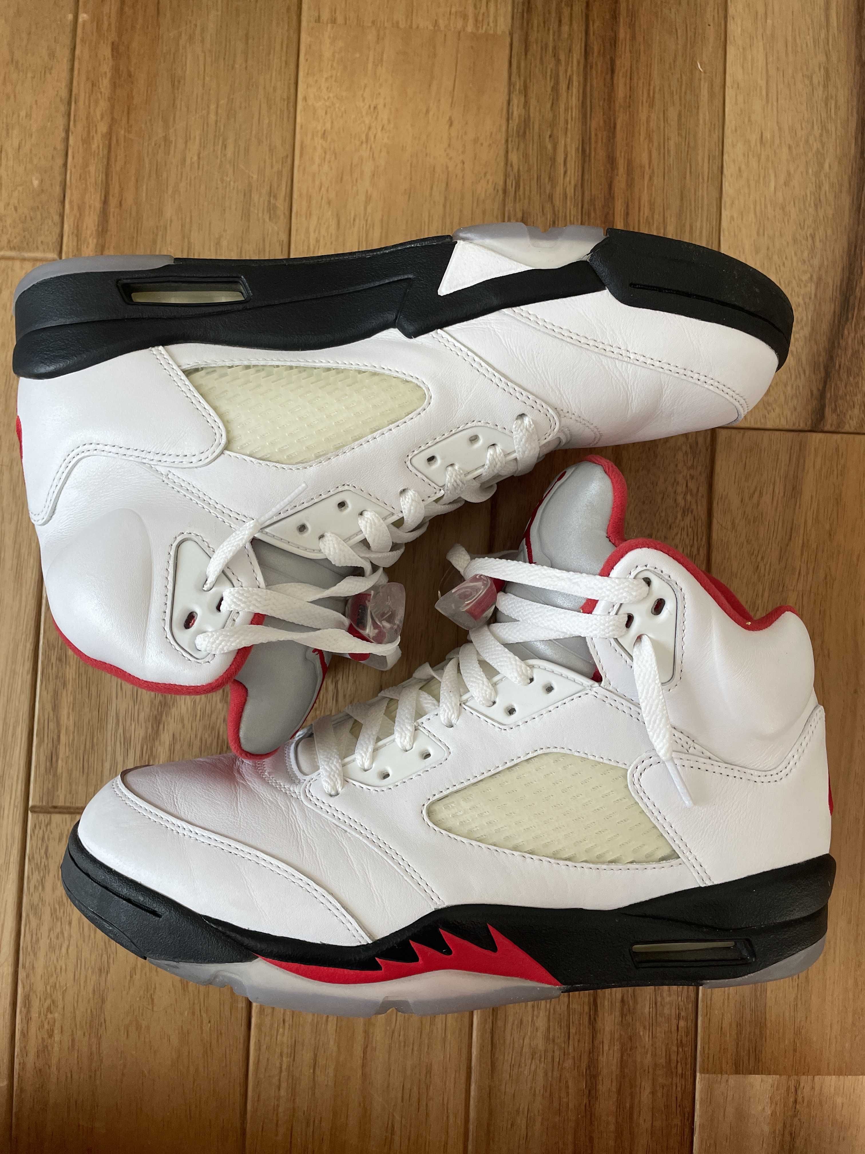 Nike Air Jordan 5 Retro "Fire Red" (2020)