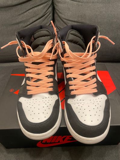Nike Air Jordan 1 High OG "Bleached Coral"