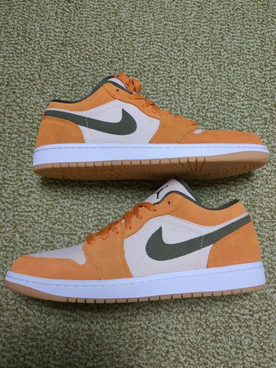 Nike Air Jordan 1 Low "Light Curry/Medium Olive"