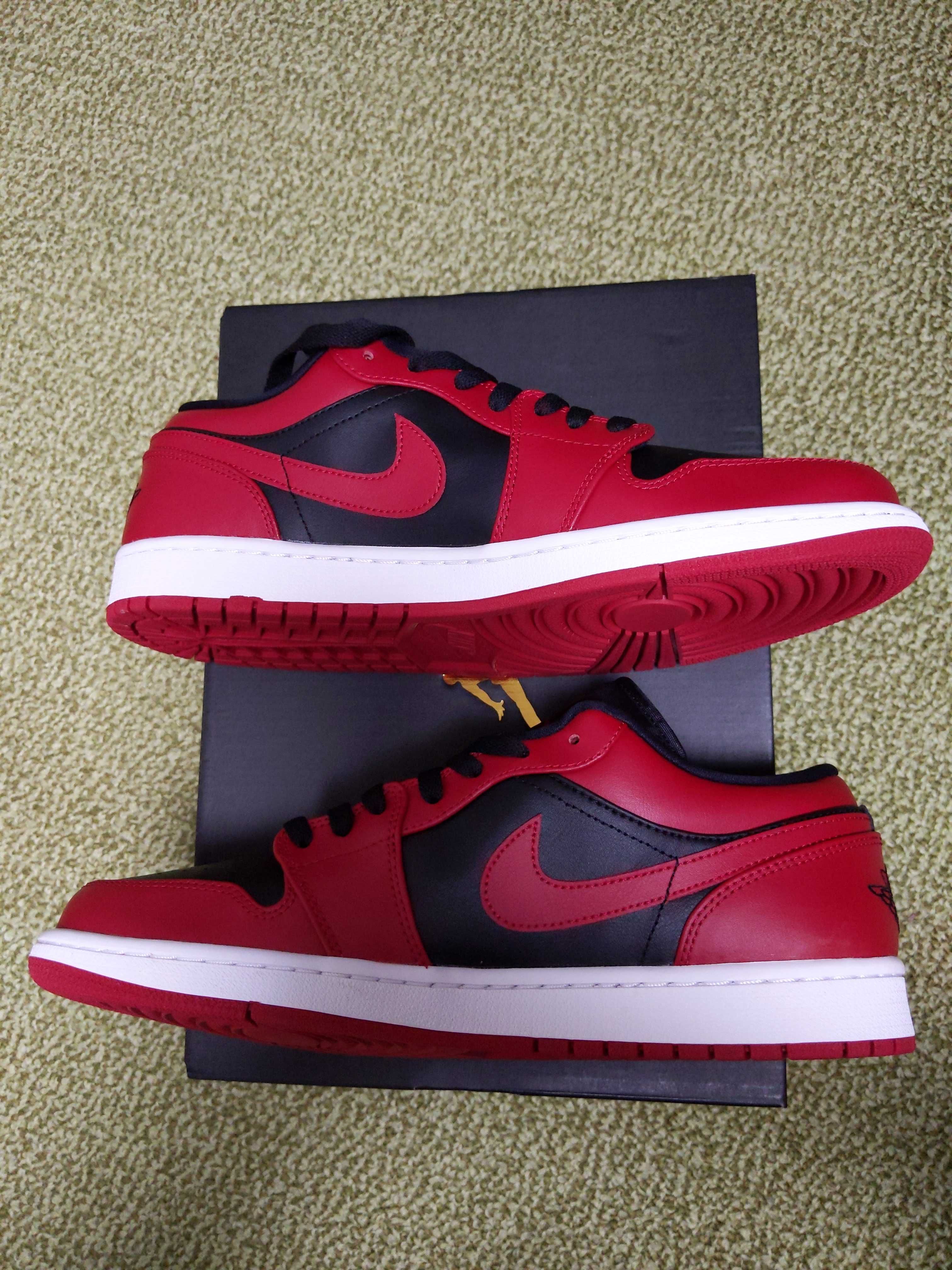 Nike Air Jordan 1 Low "Varsity Red"   