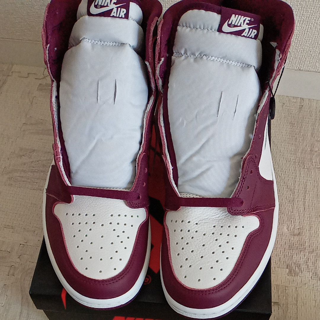 Nike Air Jordan 1 High OG "Bordeaux"