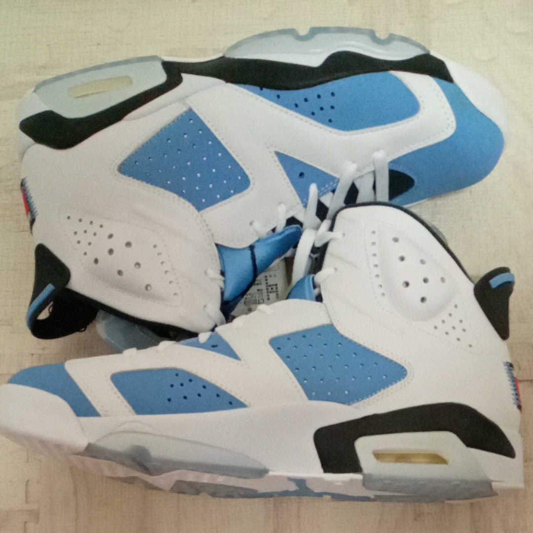 Nike Air Jordan 6 "UNC"
