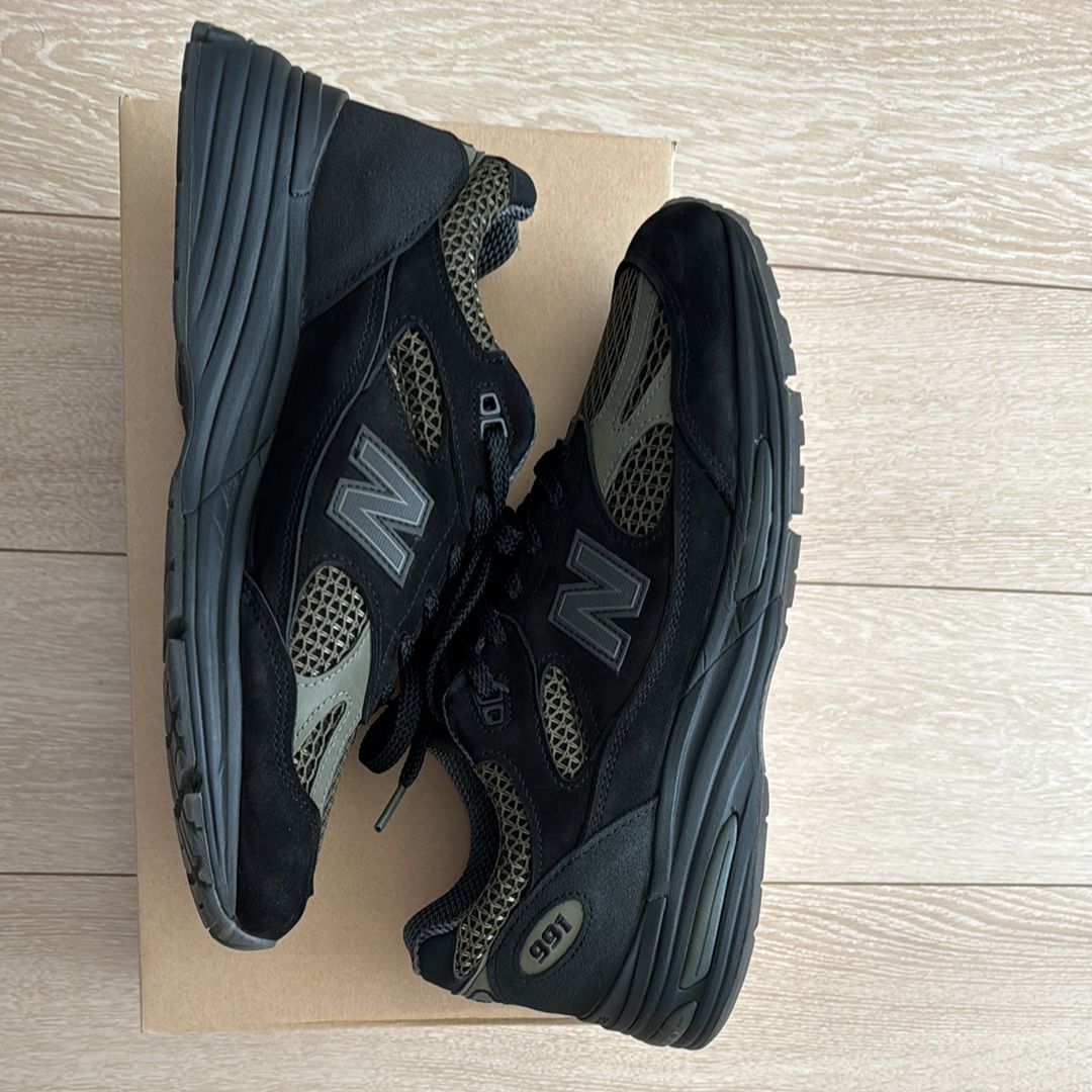 Stone Island × New Balance 991V2 "Black"