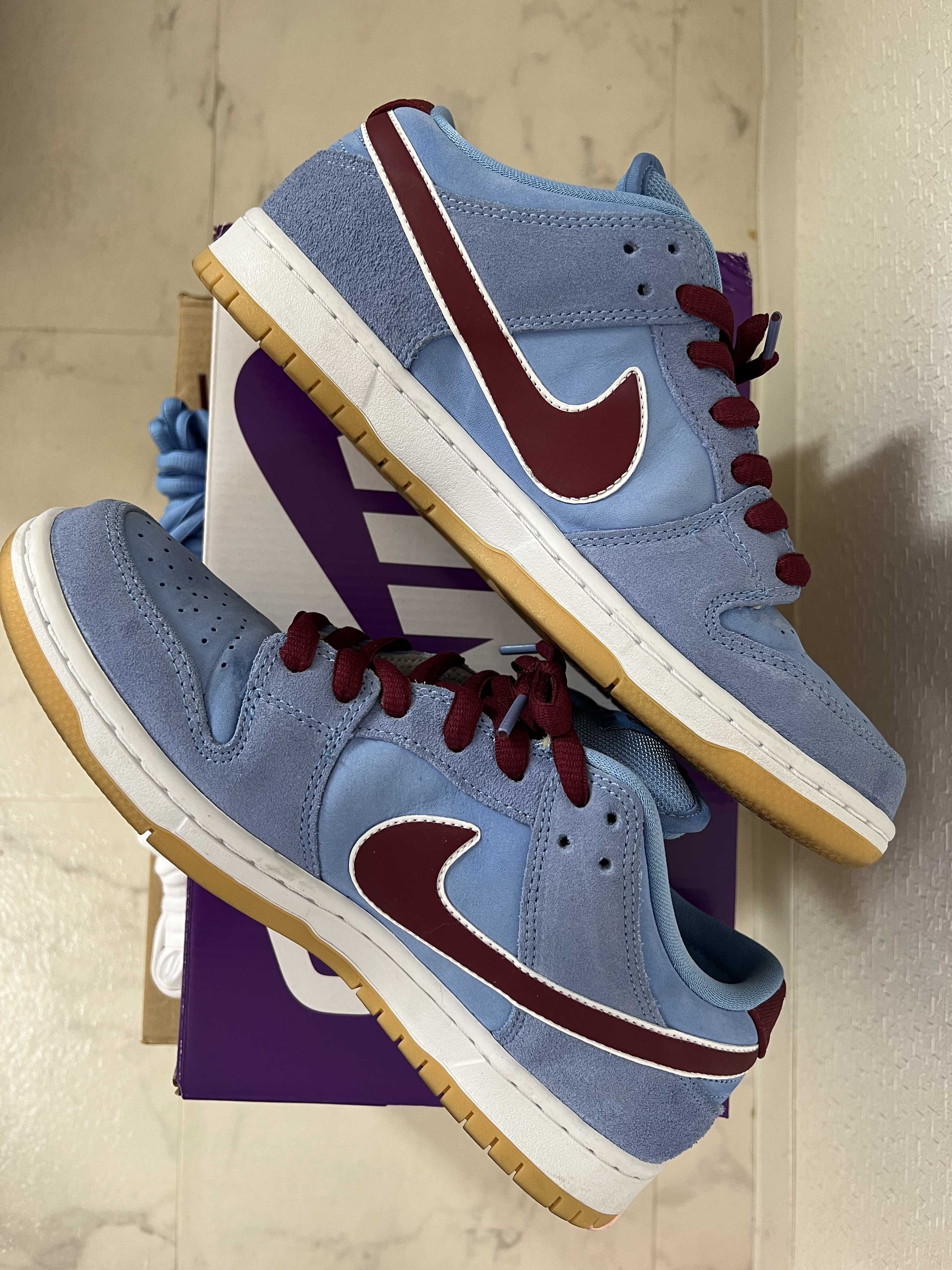 Nike SB Dunk Low Pro "Philadelphia Phillies/Valor Blue and Team Maroon"