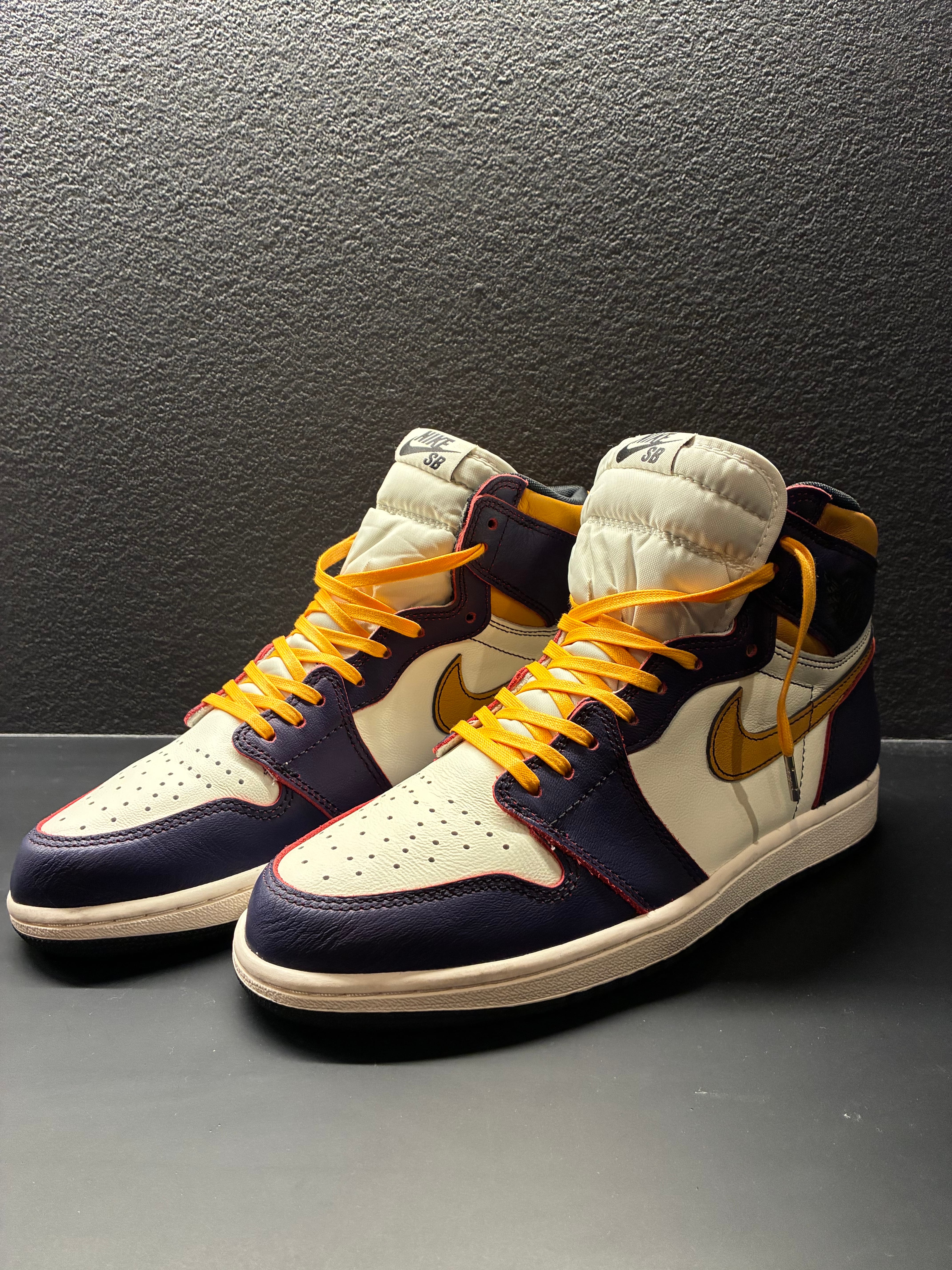 Nike SB × Air Jordan 1 Retro High "La To Chicago"