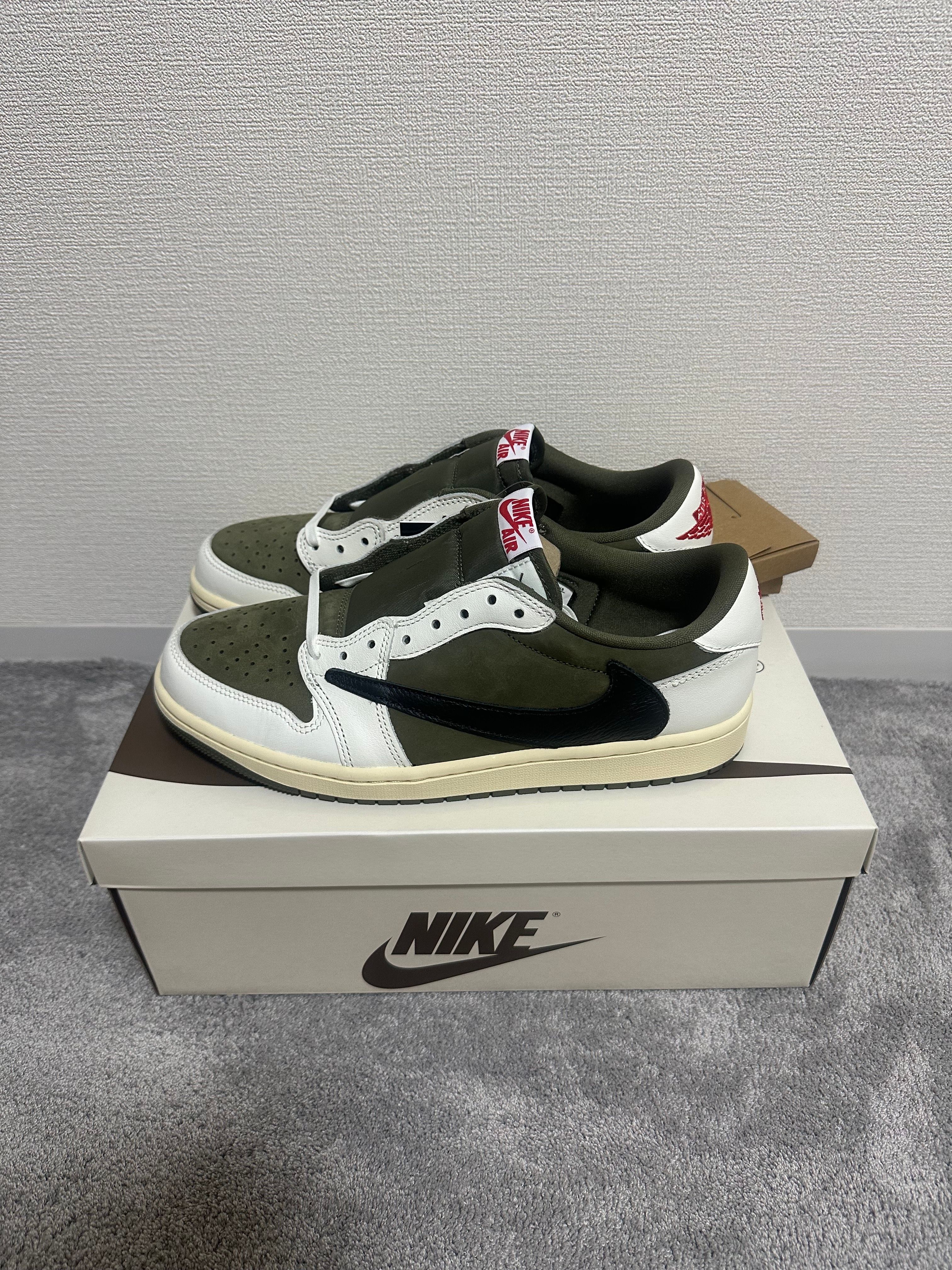 Travis Scott × Nike Air Jordan 1 Low OG SP "Reverse Olive"