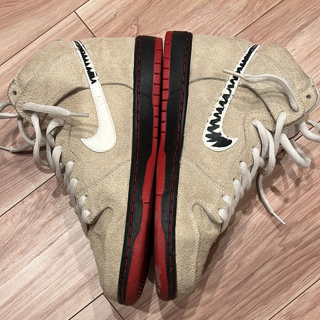 Nike SB Dunk High "Black Sheep" (Special Box)